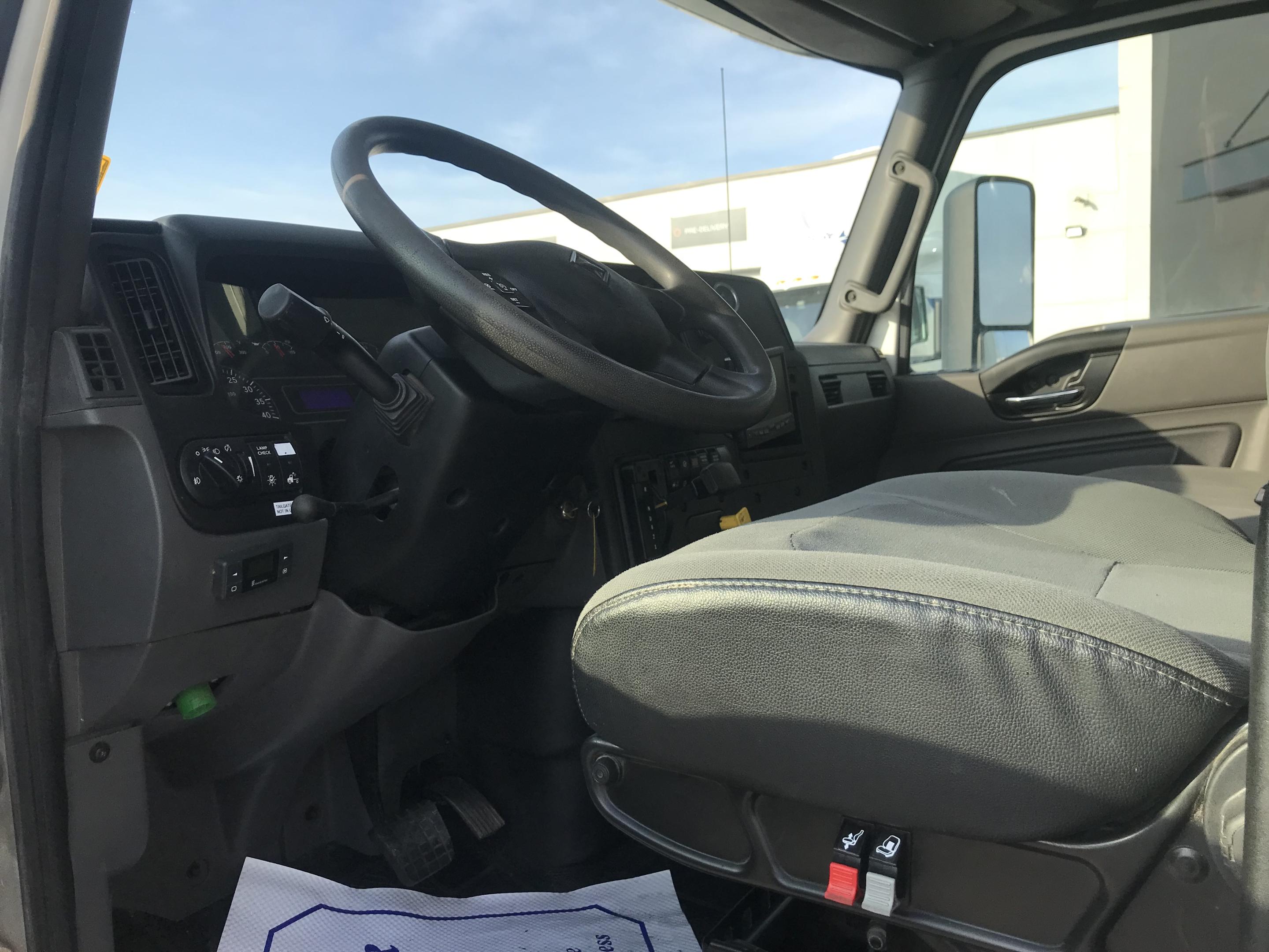 2020 International MV607 4X2 Reefer