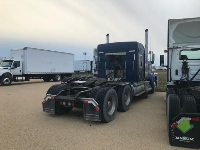 2020 Kenworth W900
