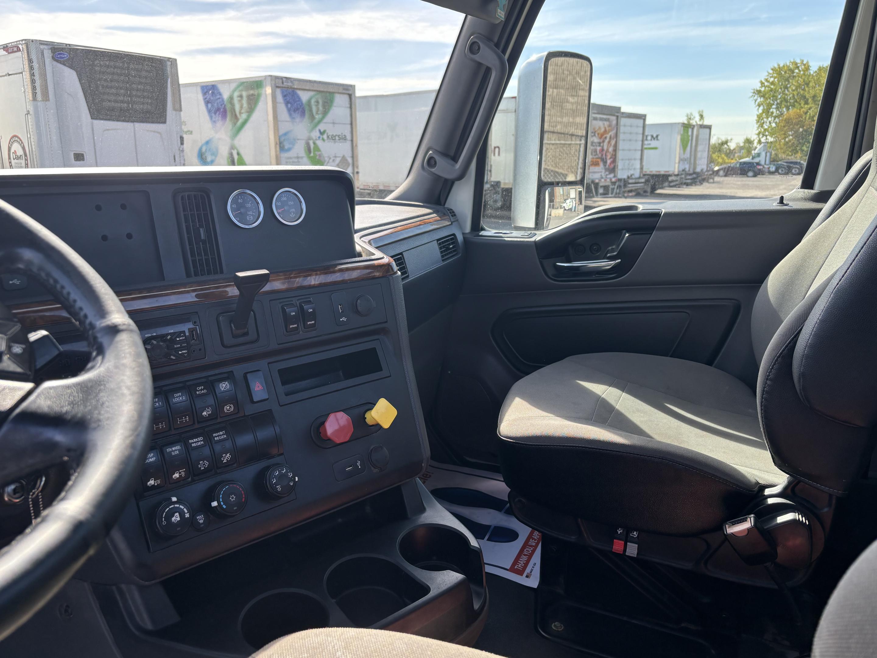 2021 International LT625 6X4