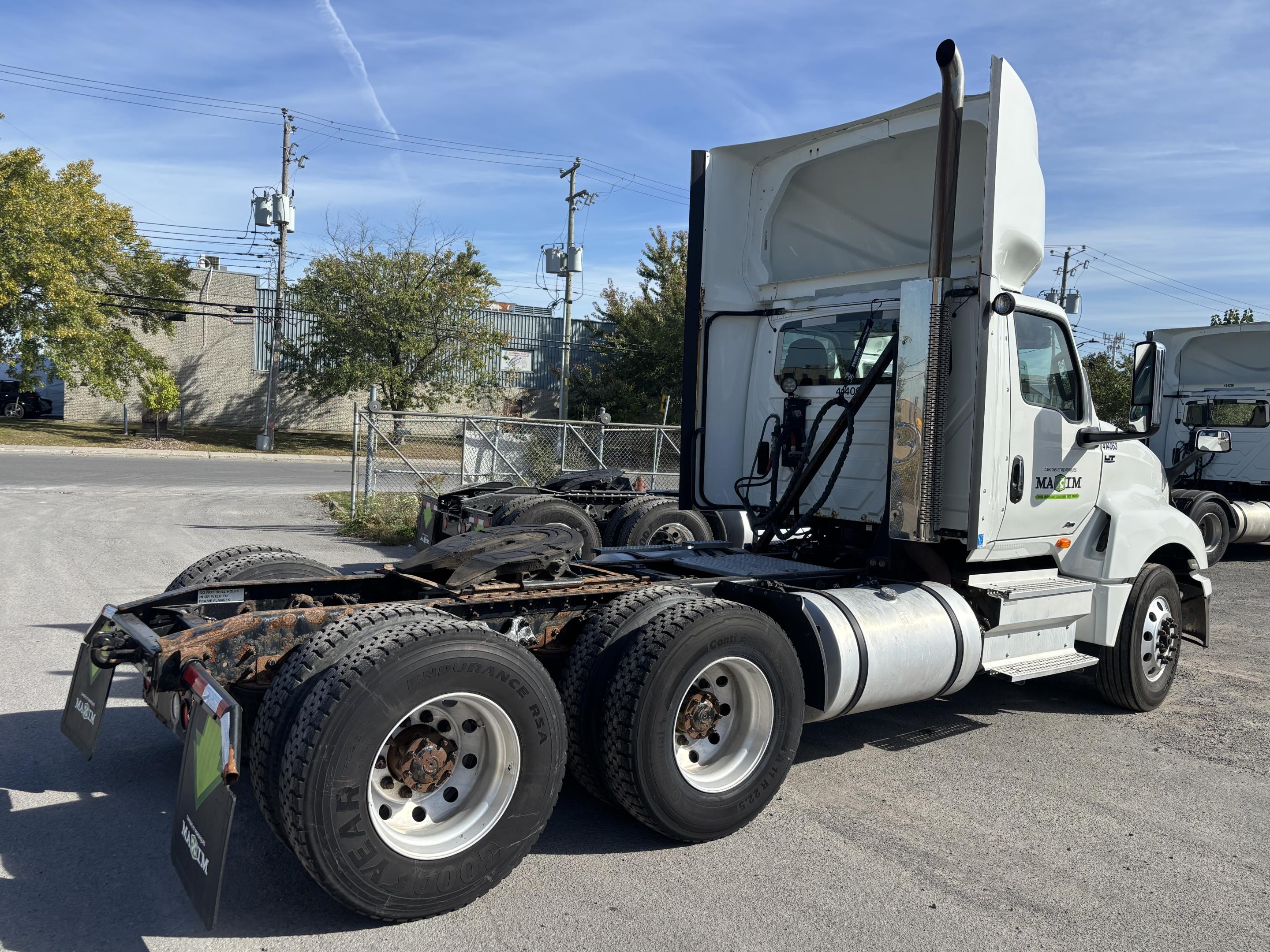 2021 International LT625 6X4