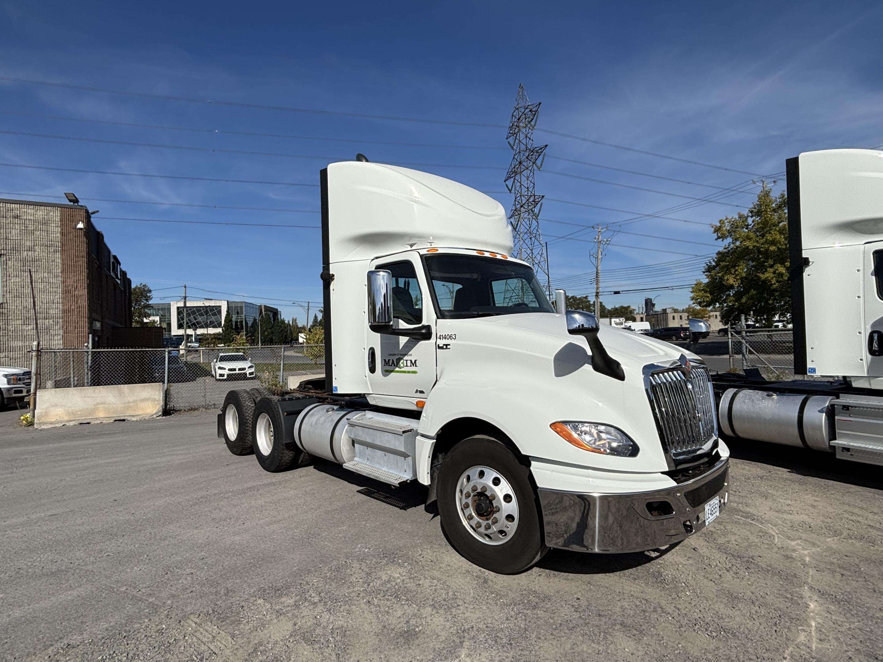 2021 International LT625 6X4