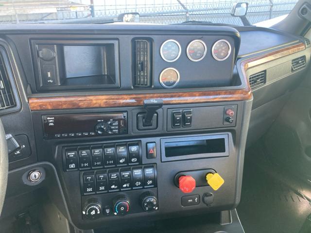 2021 International LT625 6X4