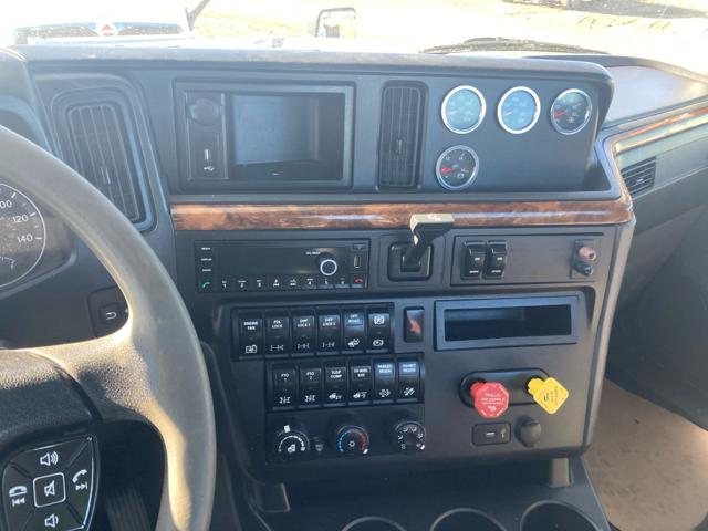 2021 International LT625 6X4