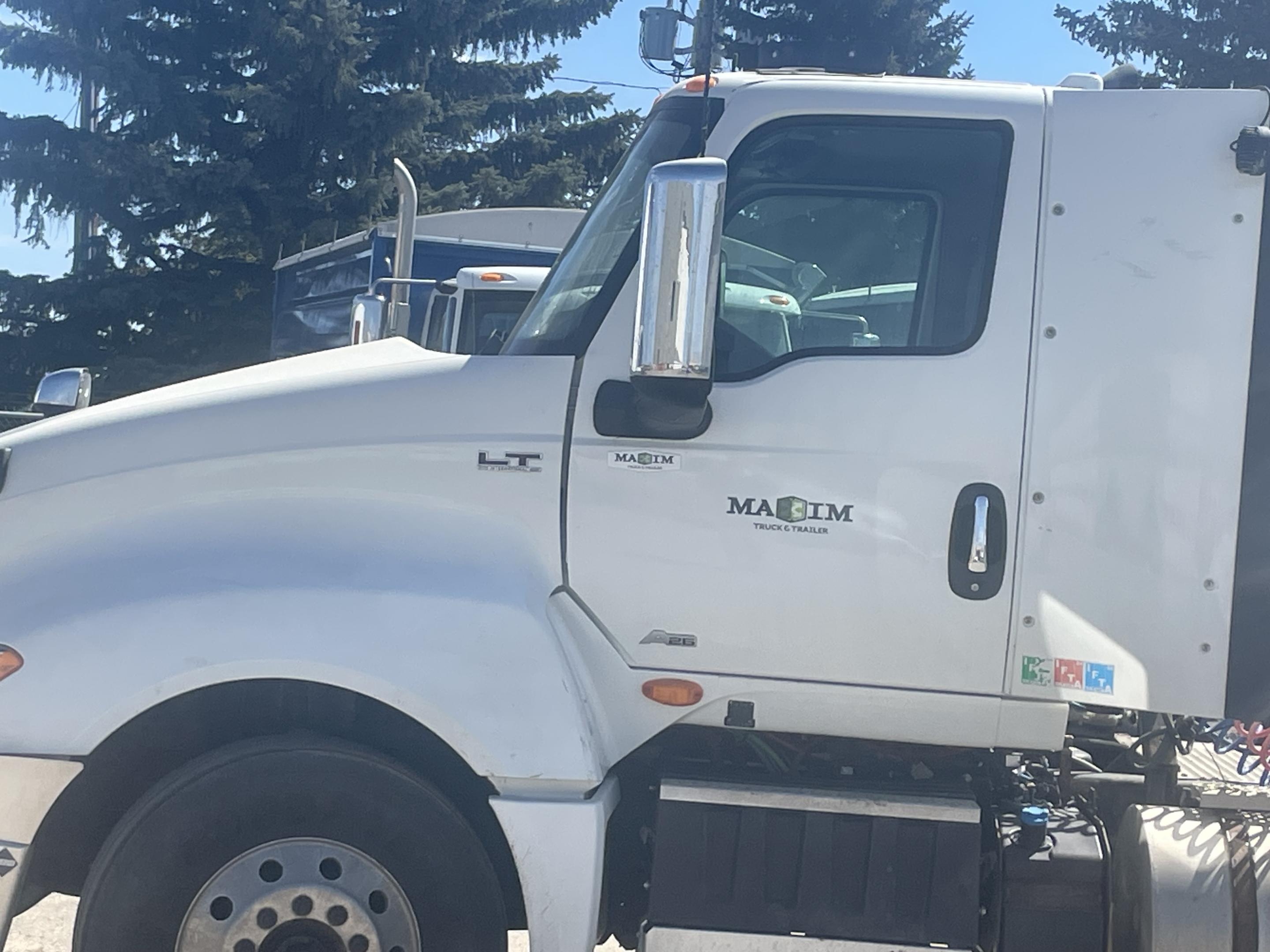 2021 International LT625 6X4
