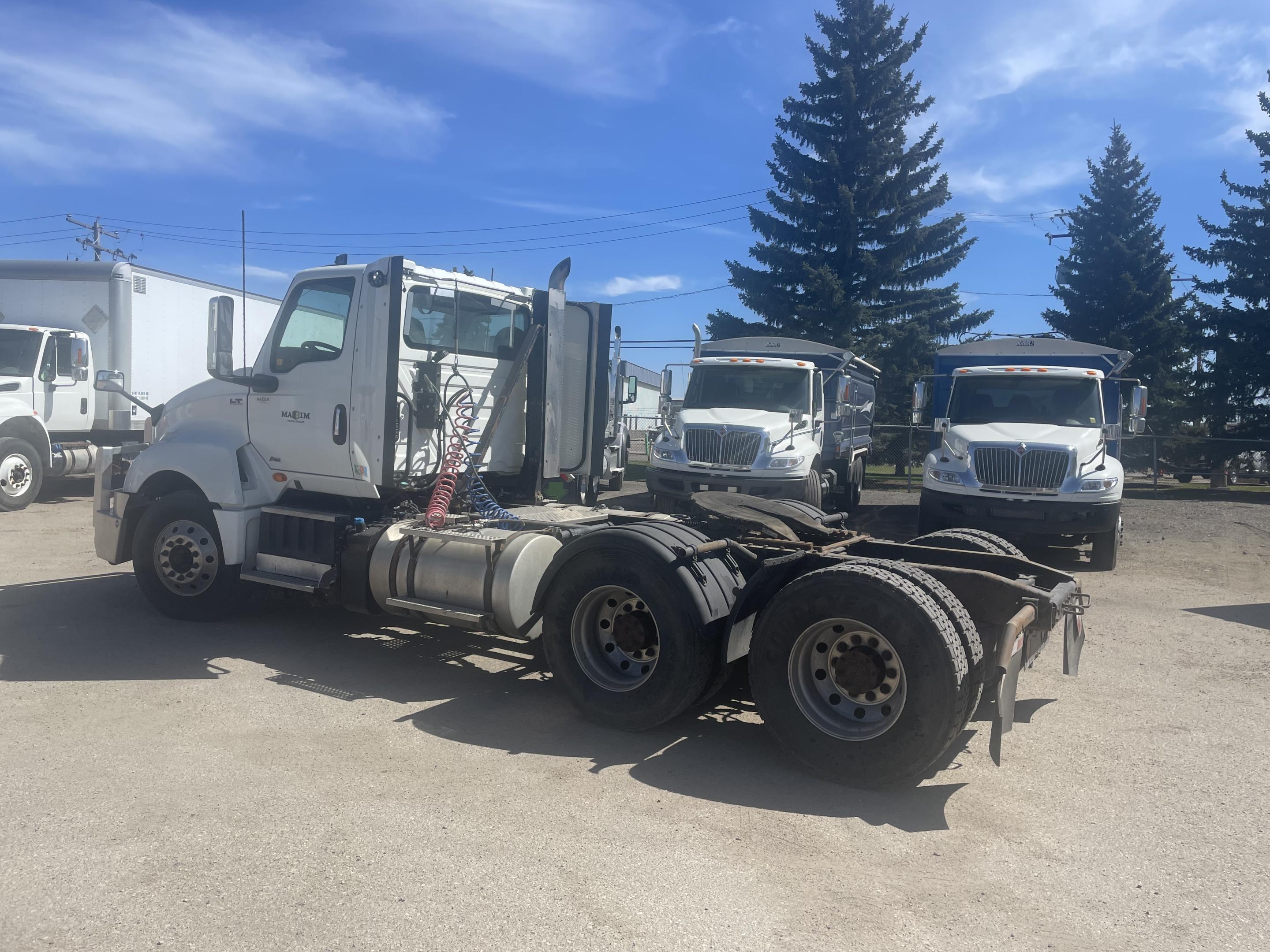 2021 International LT625 6X4