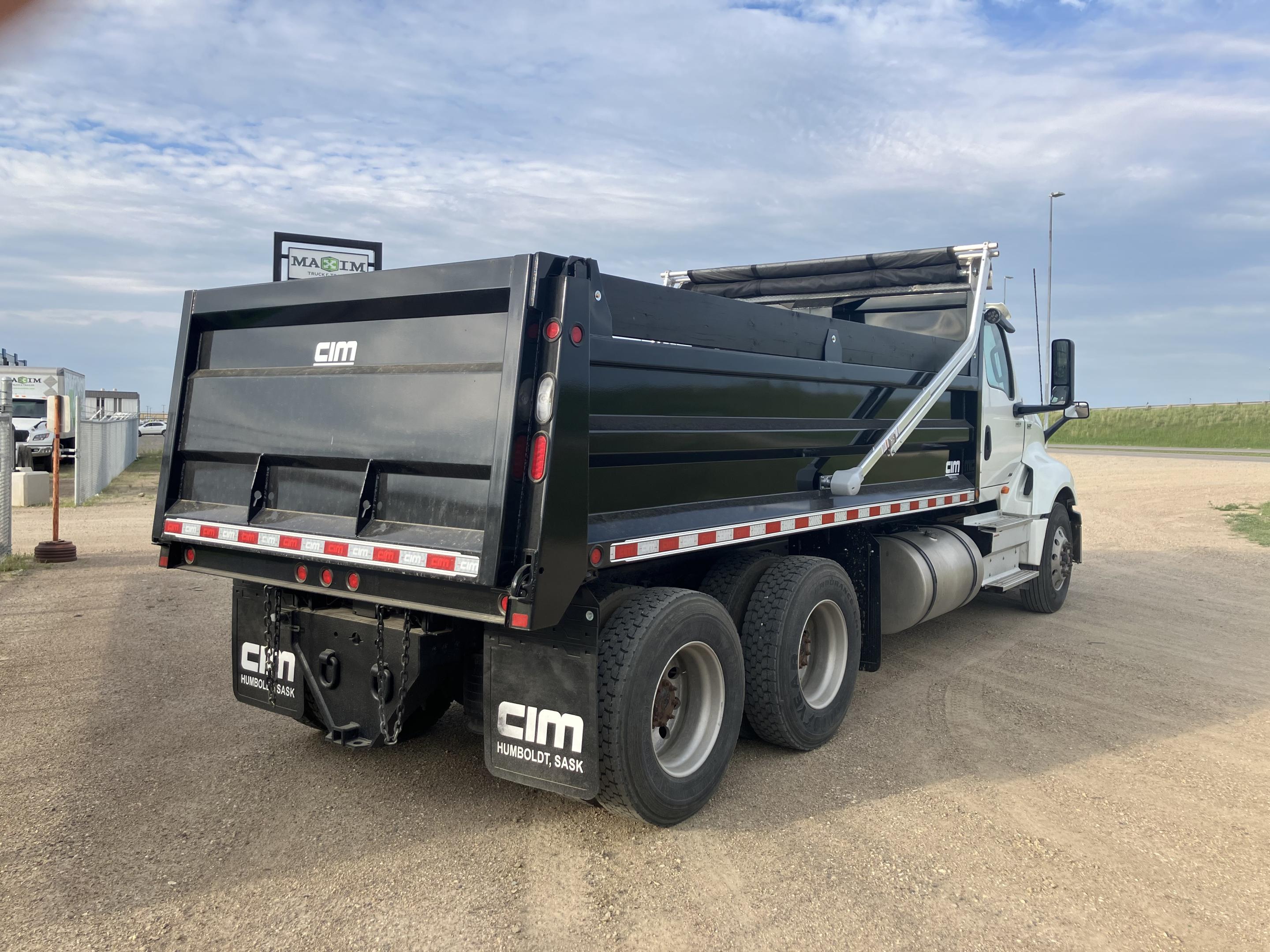 2021 International LT625 6X4