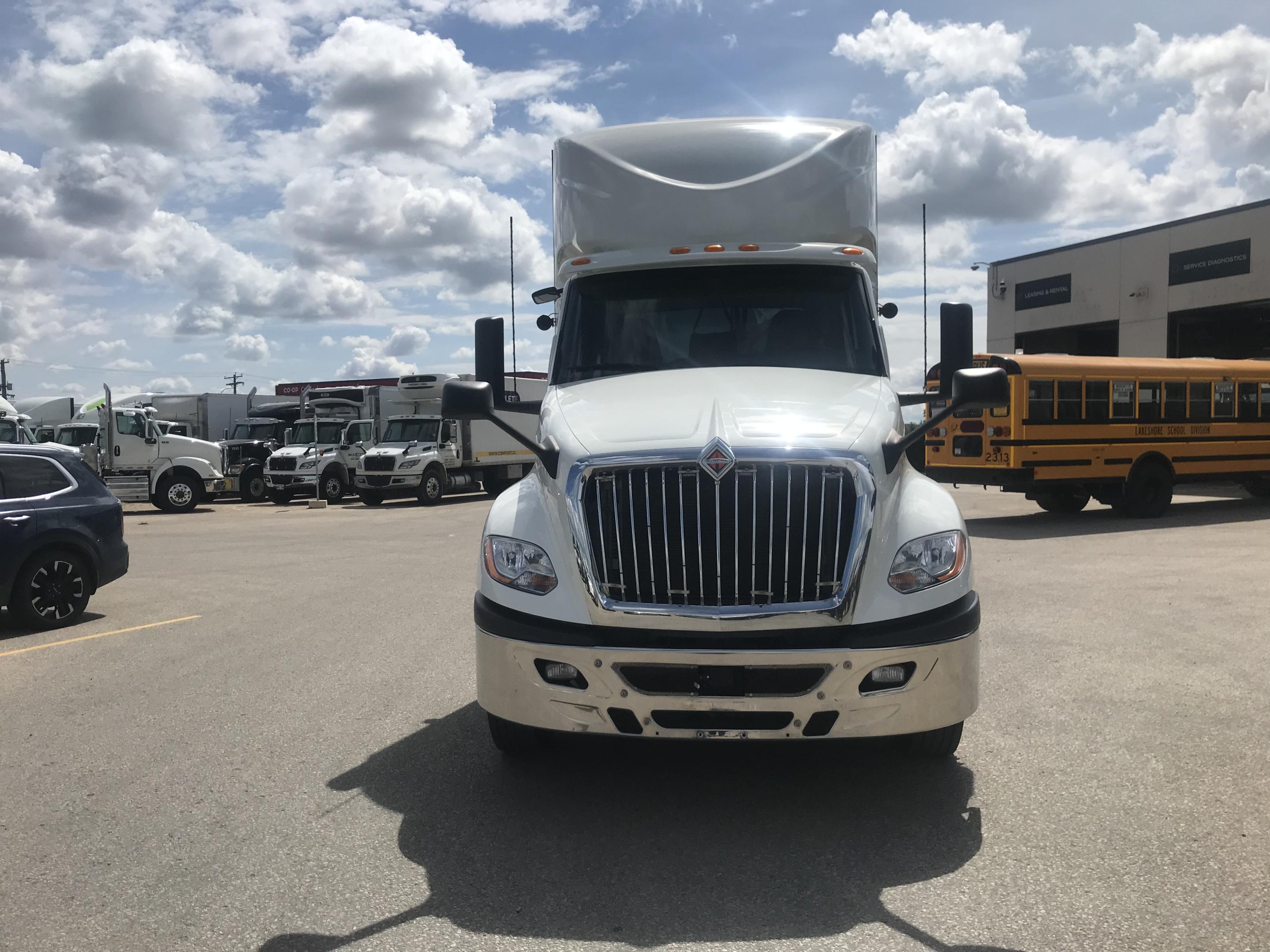 2021 International LT625 6X4