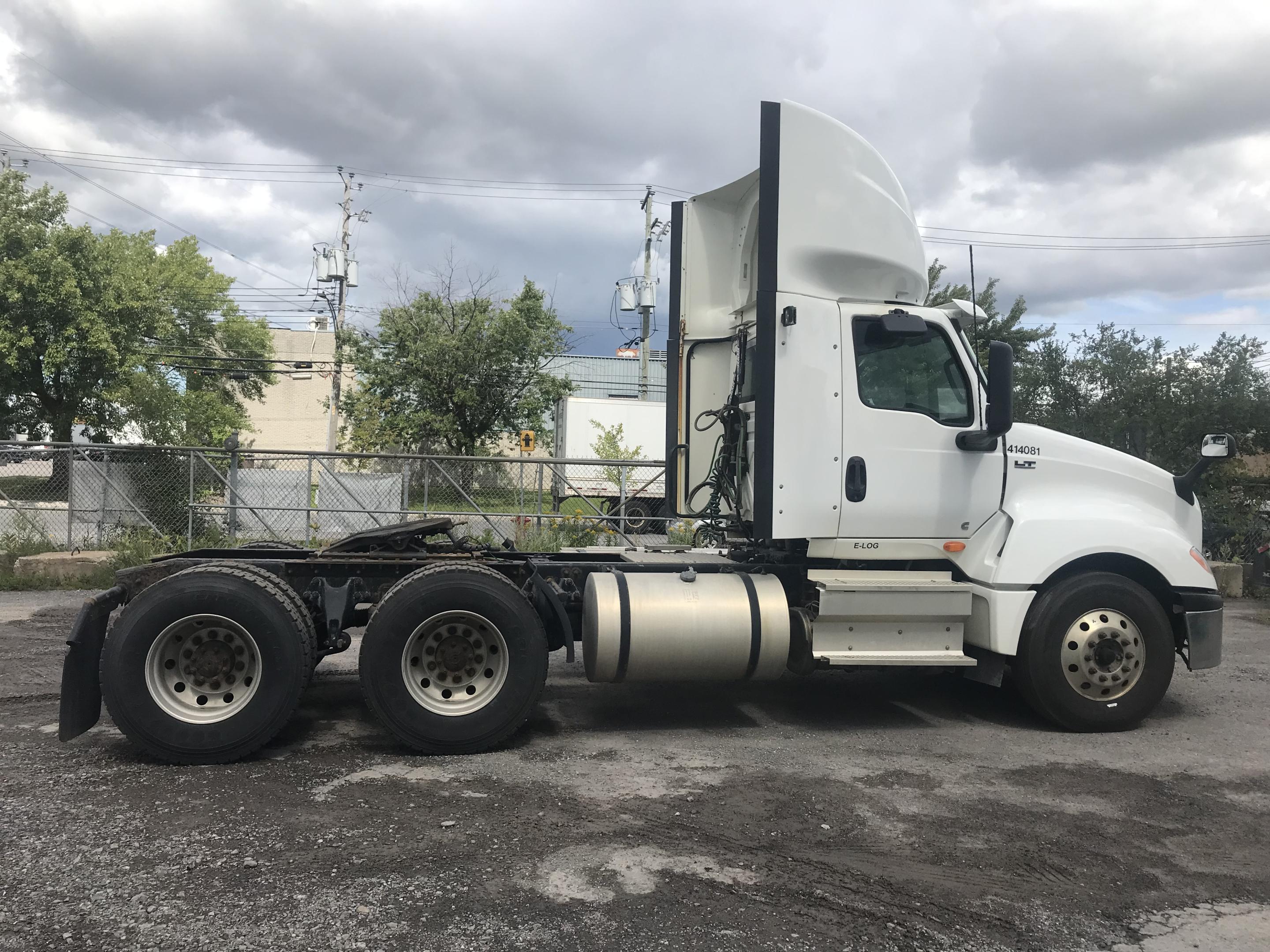 2021 International LT625 6X4