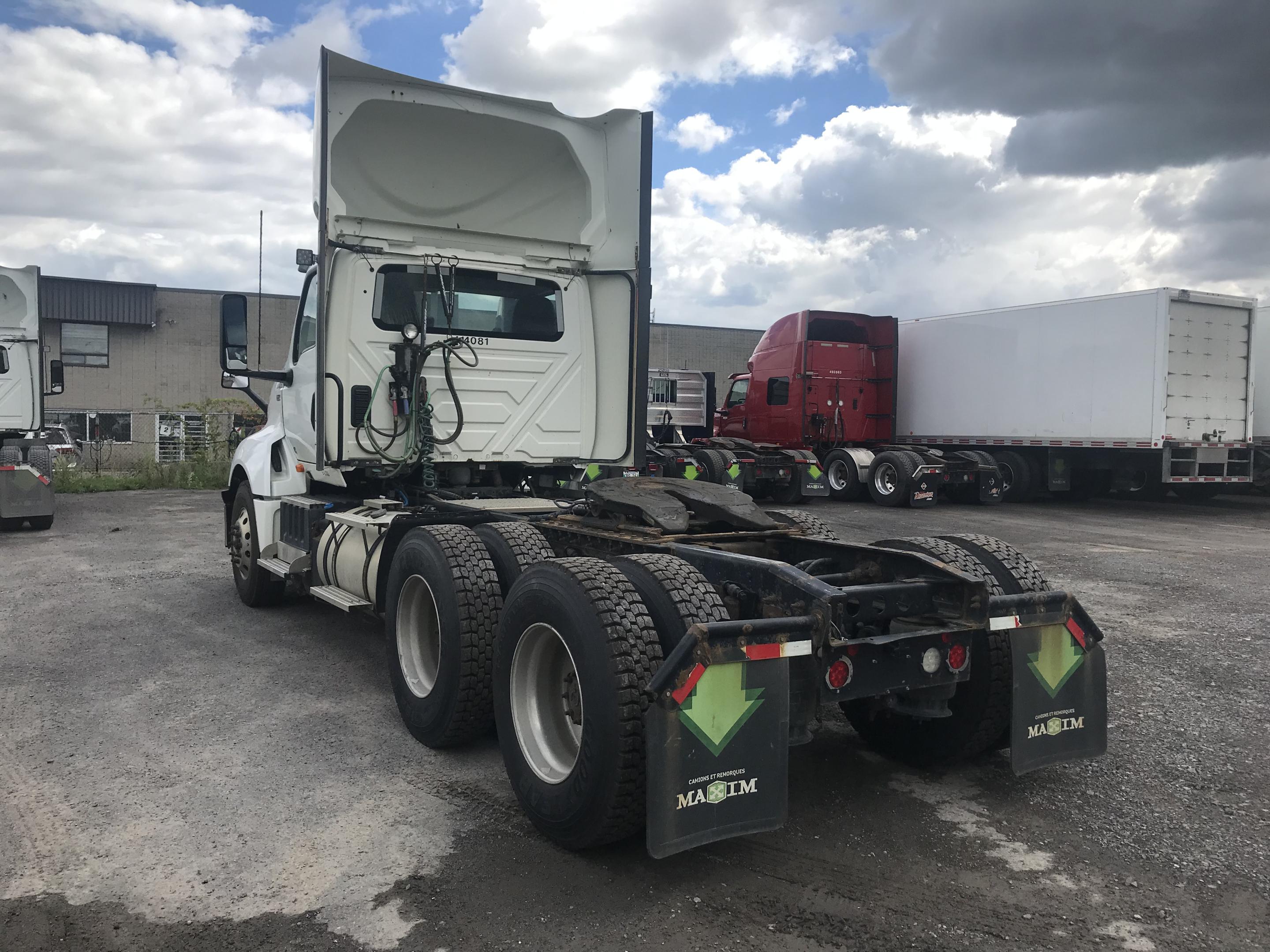 2021 International LT625 6X4