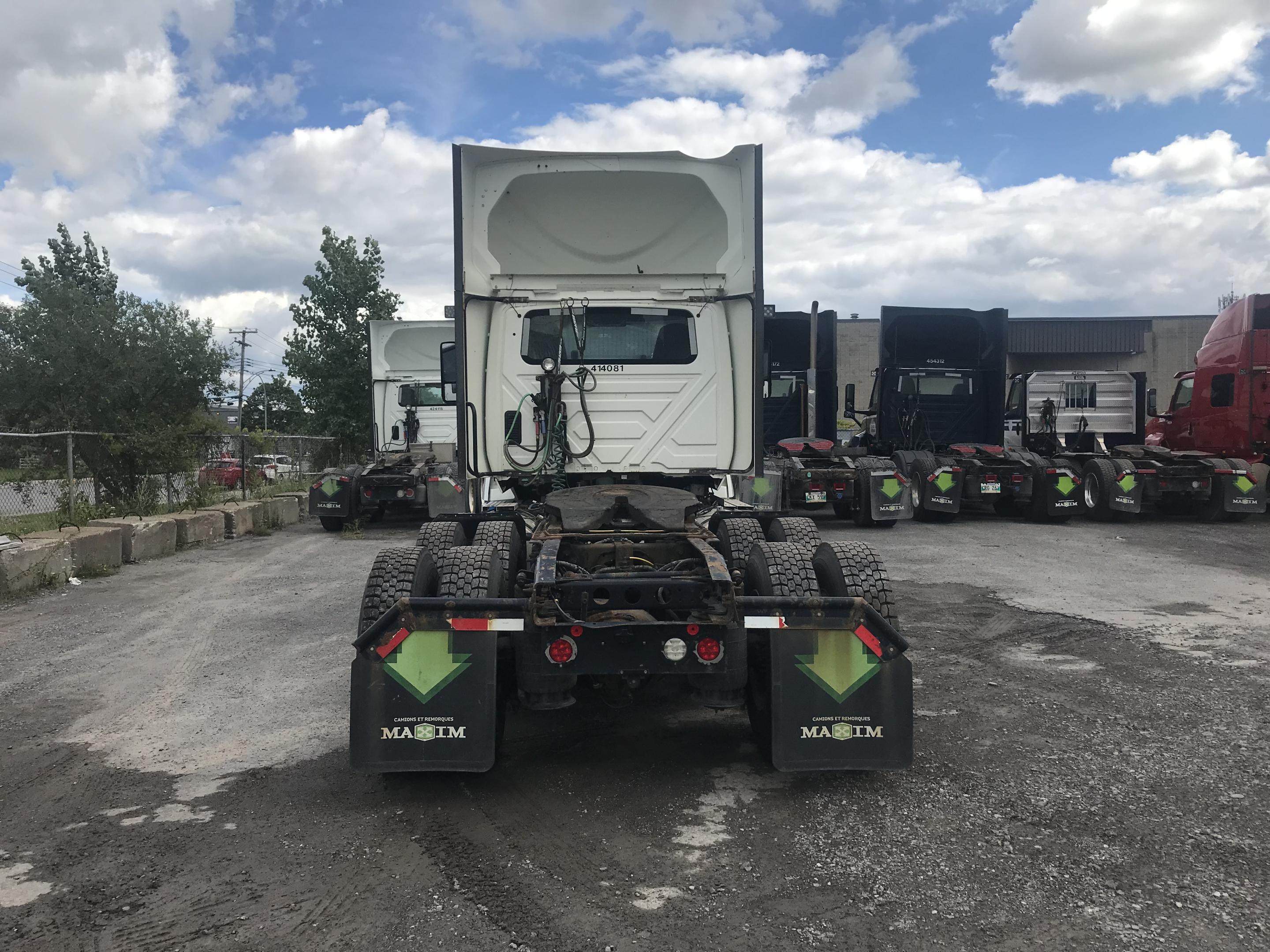 2021 International LT625 6X4