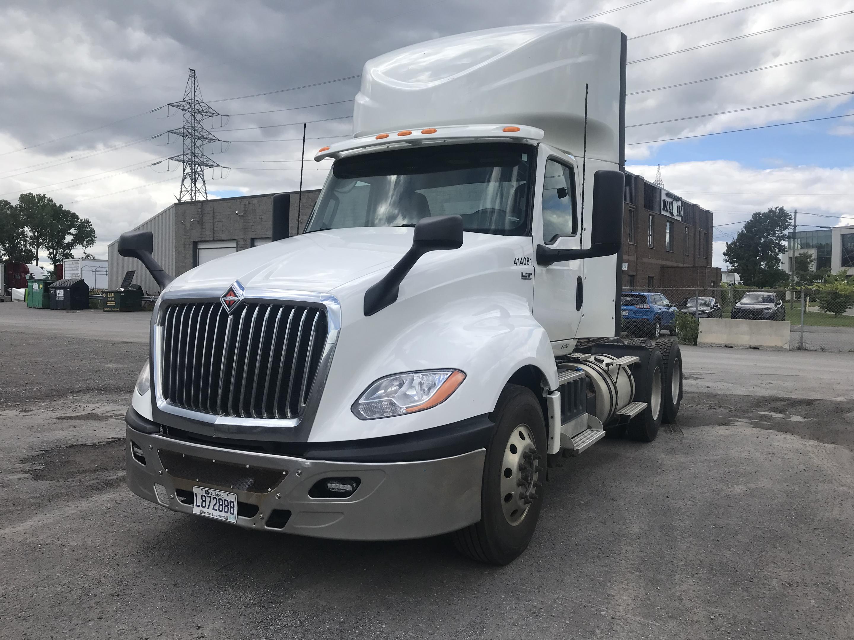 2021 International LT625 6X4