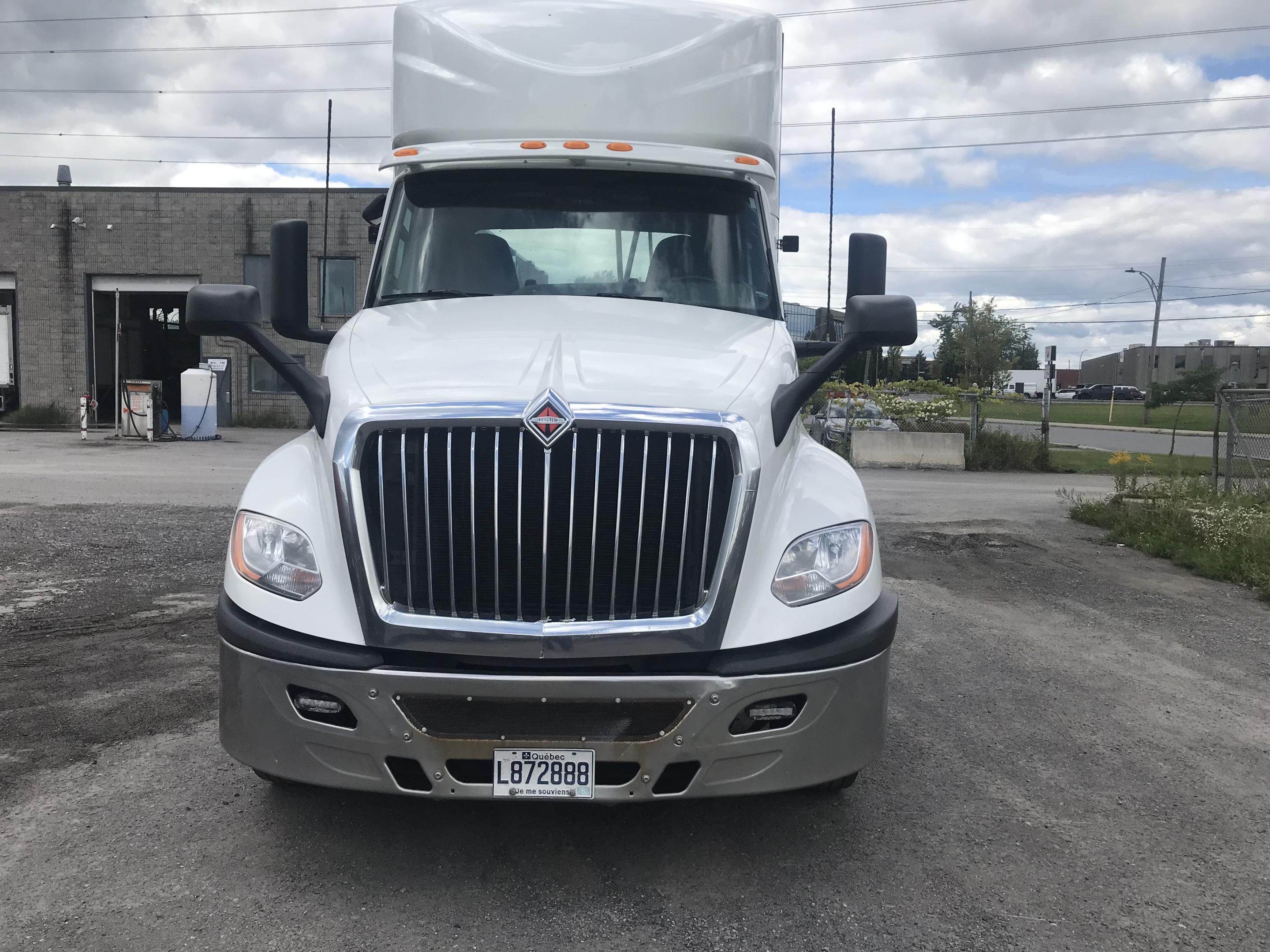 2021 International LT625 6X4