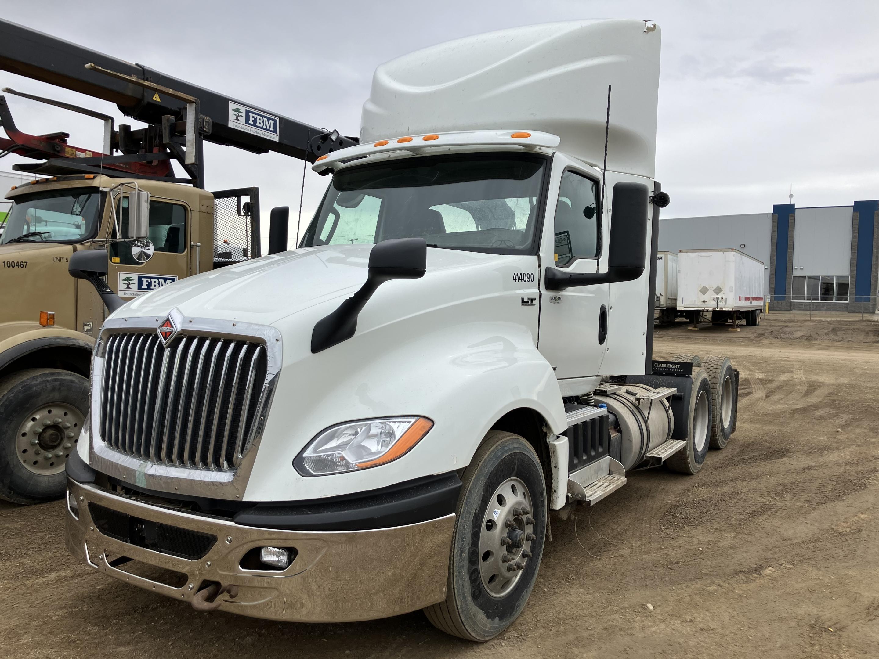 2021 International LT625 6X4 Daycab