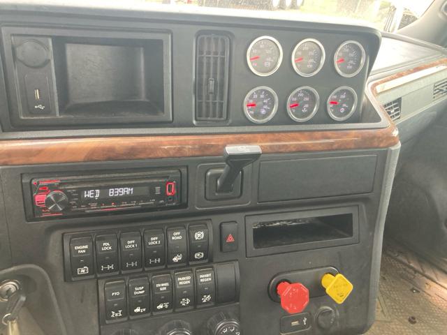 2021 International LT625 6X4 Daycab
