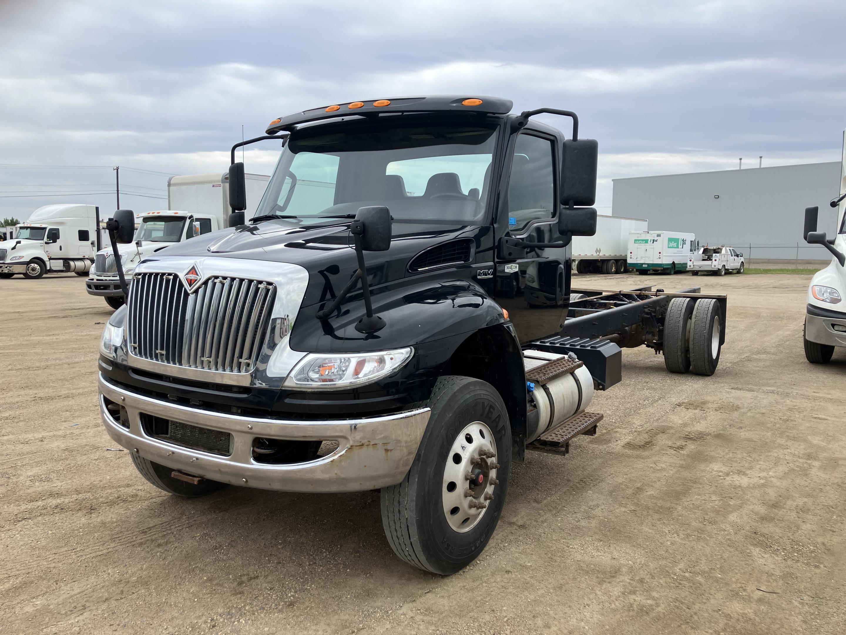 2021 International MV 607 4x2