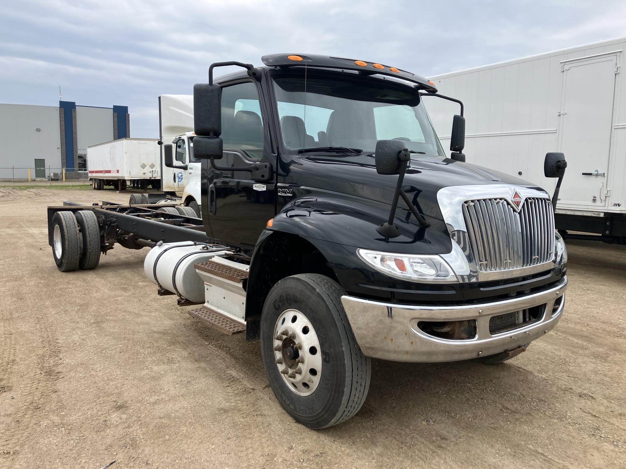 2021 International MV 607 4x2