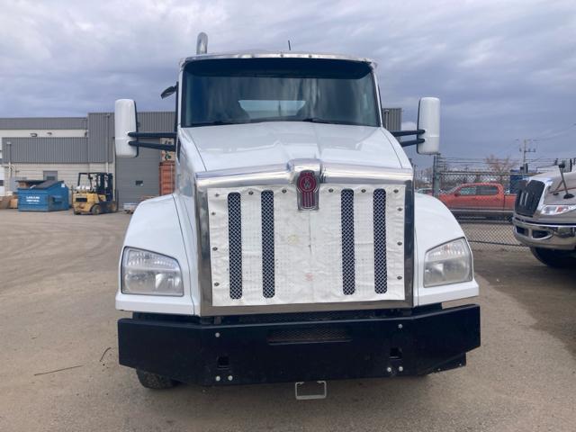 2021 Kenworth T880