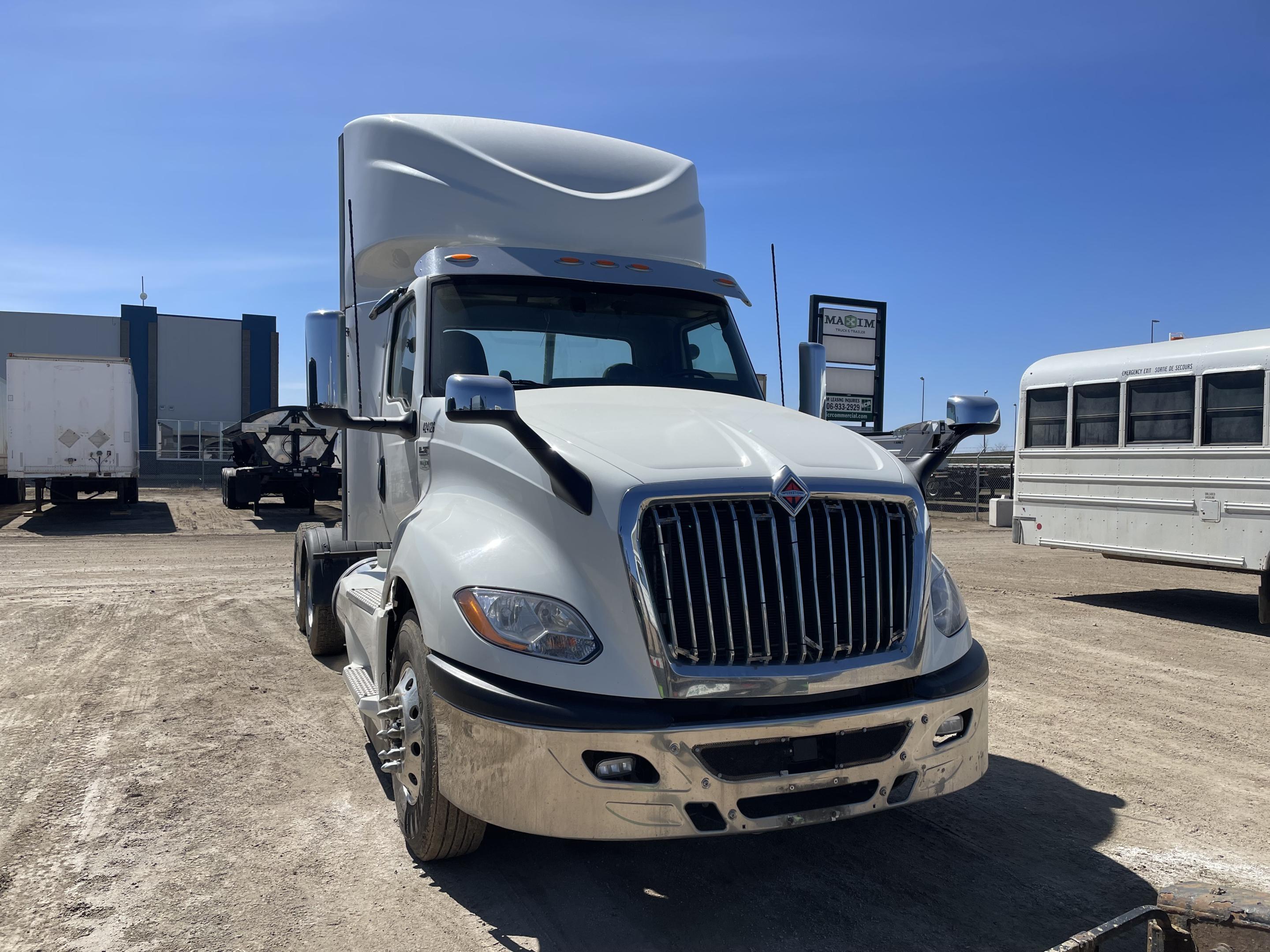 2022 International LT625 6X4 Daycab