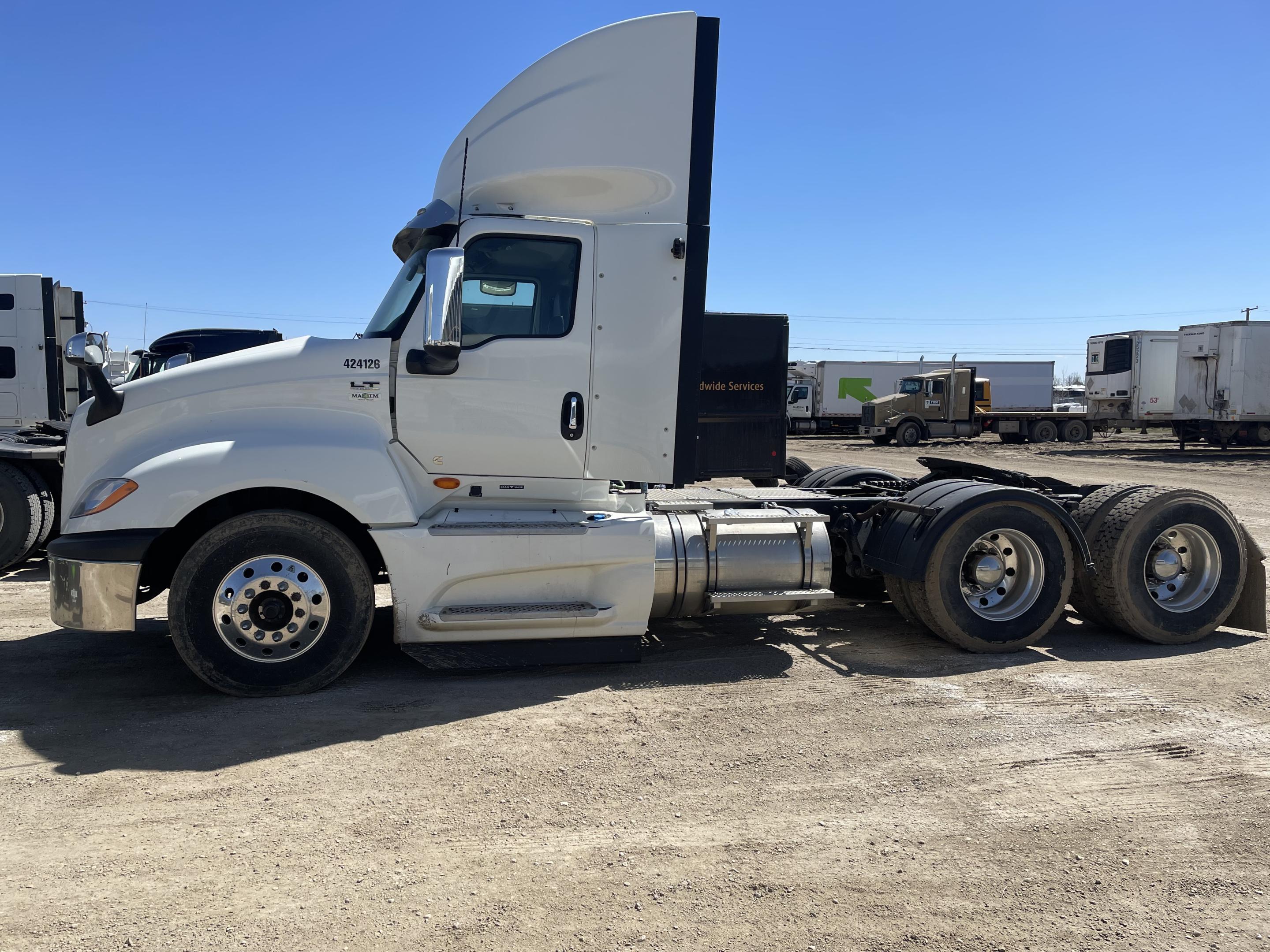 2022 International LT625 6X4 Daycab