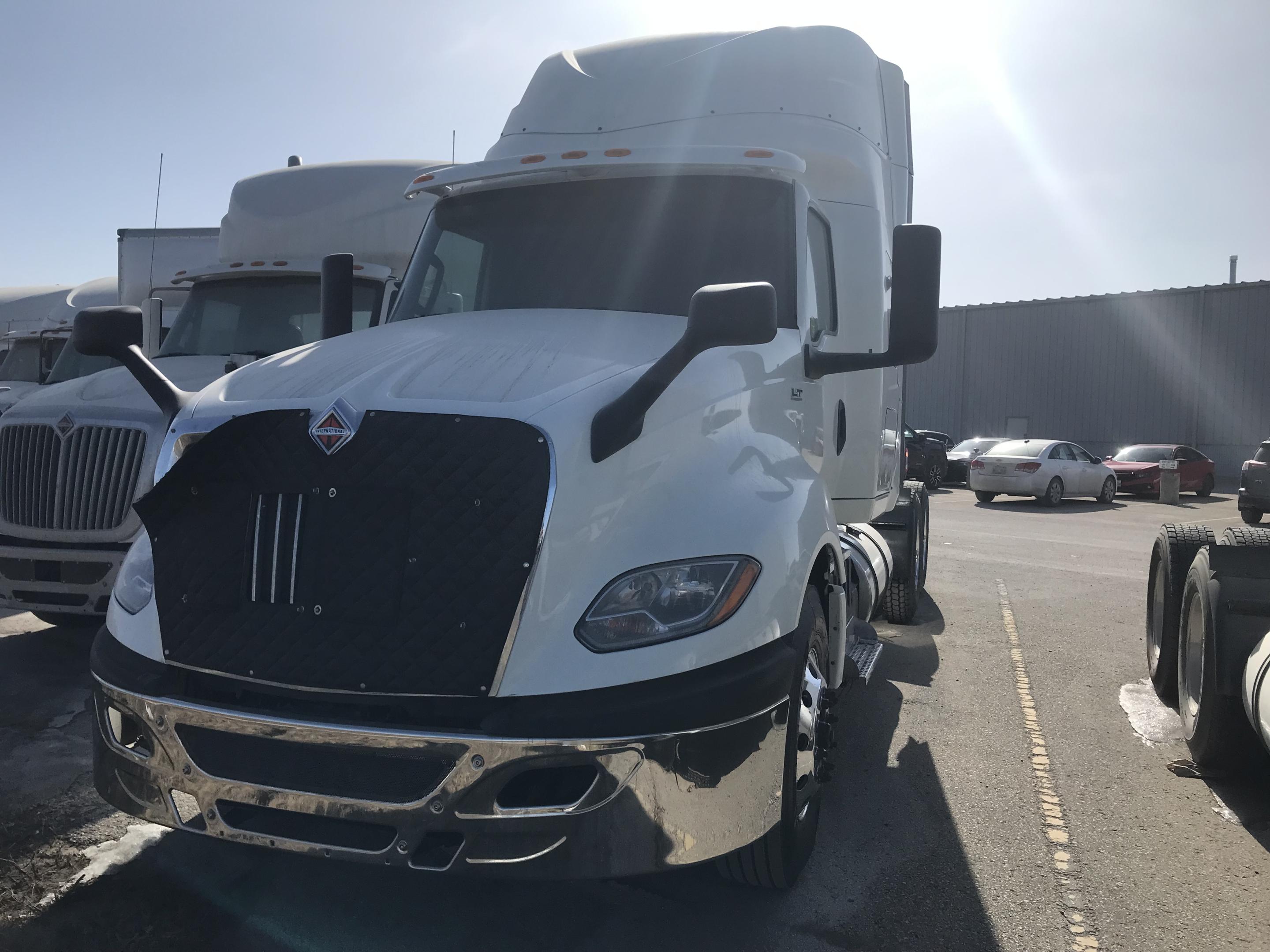 2022 International LT625 Sleeper