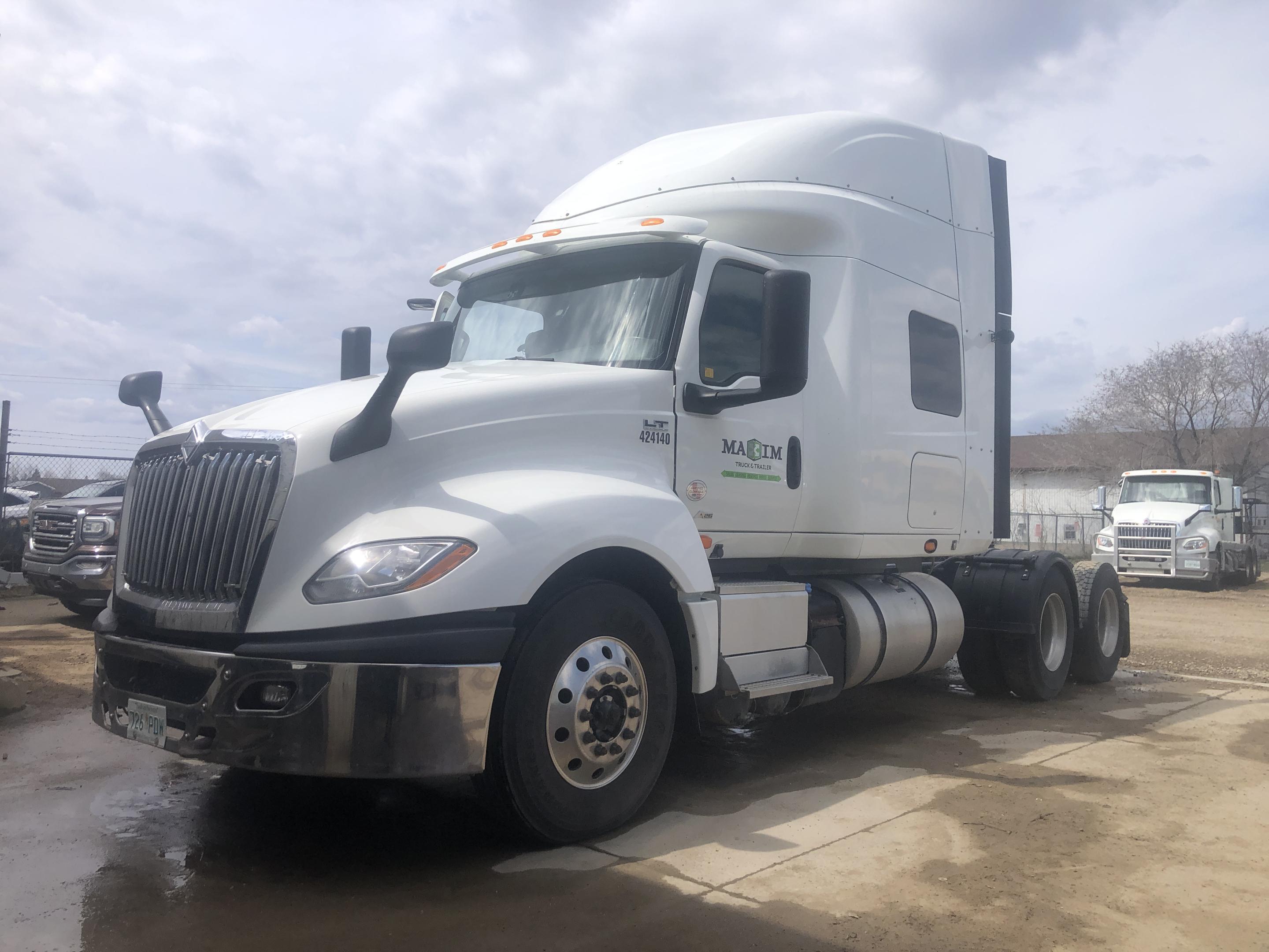 2022 International LT625 Sleeper