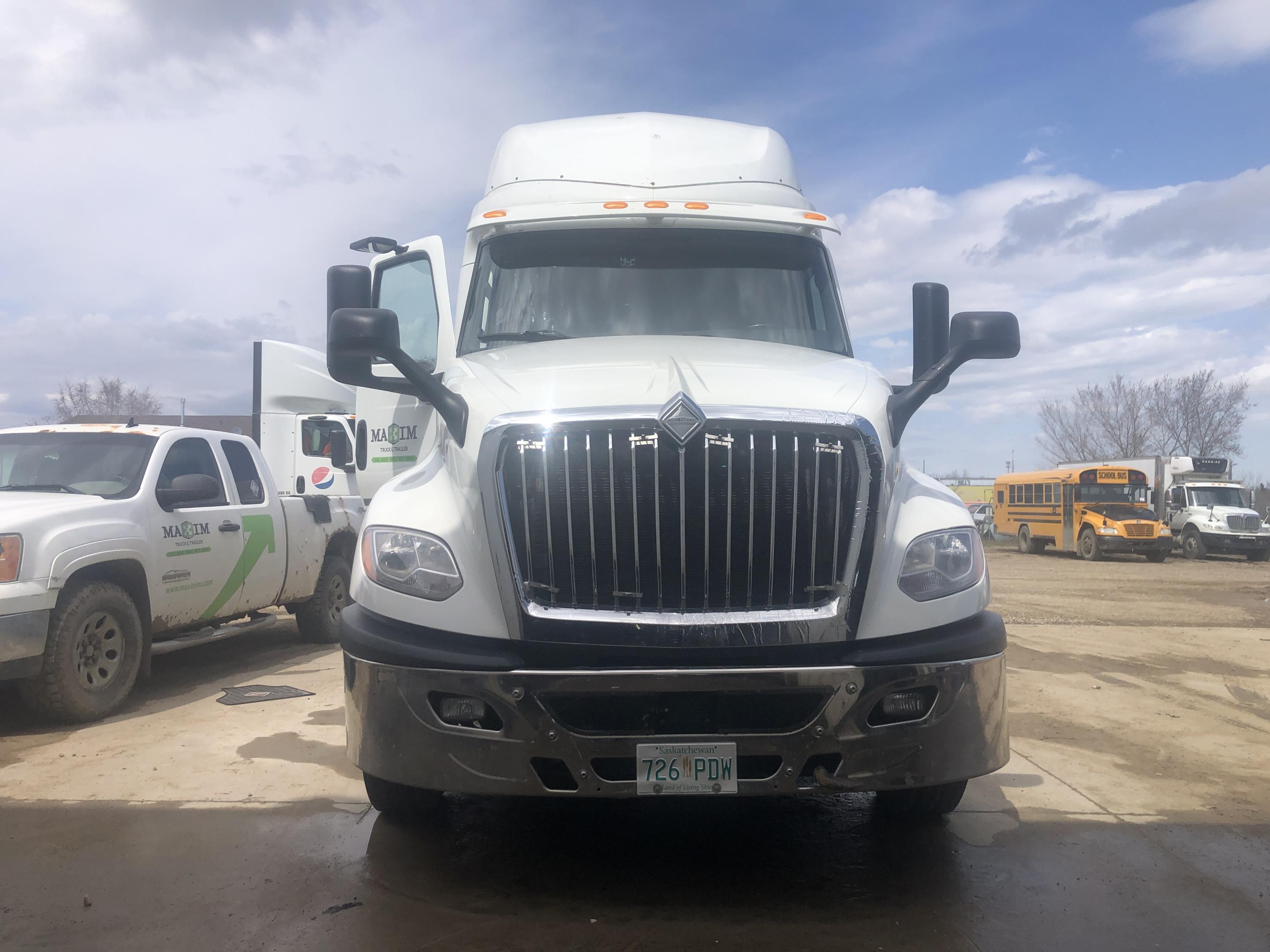 2022 International LT625 Sleeper