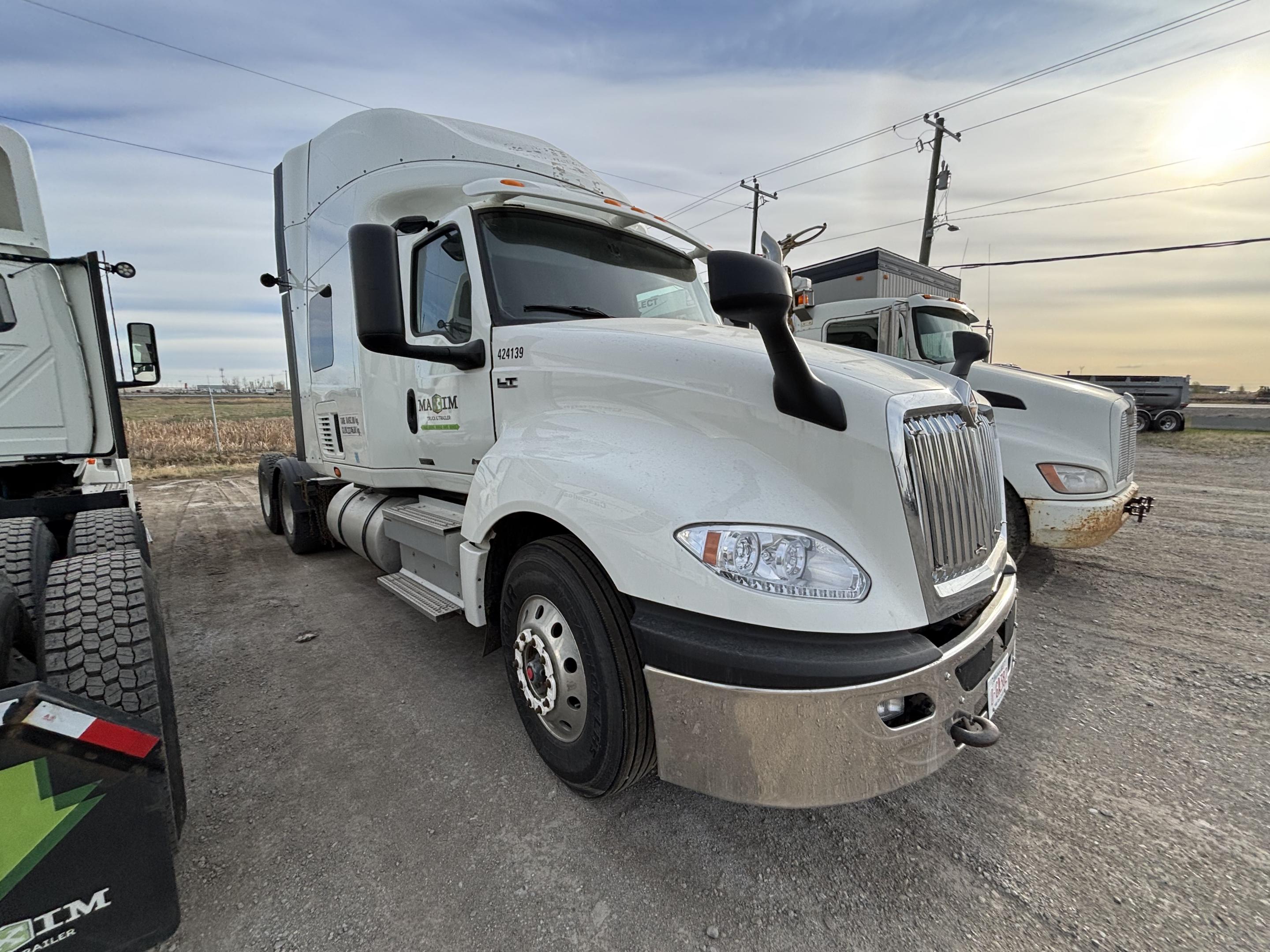 2022 International LT625 Sleeper