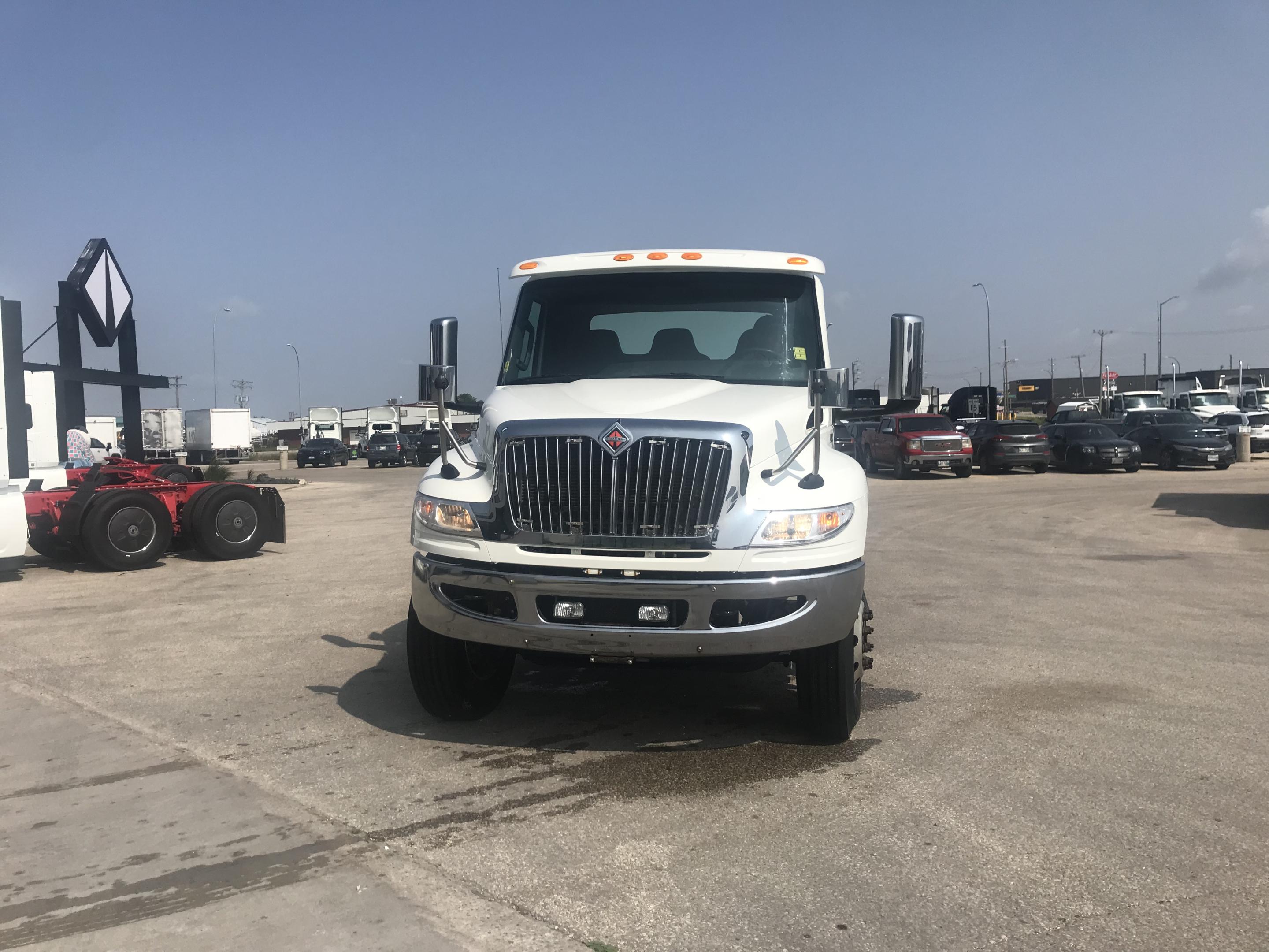 2022 International MV 607 4x2