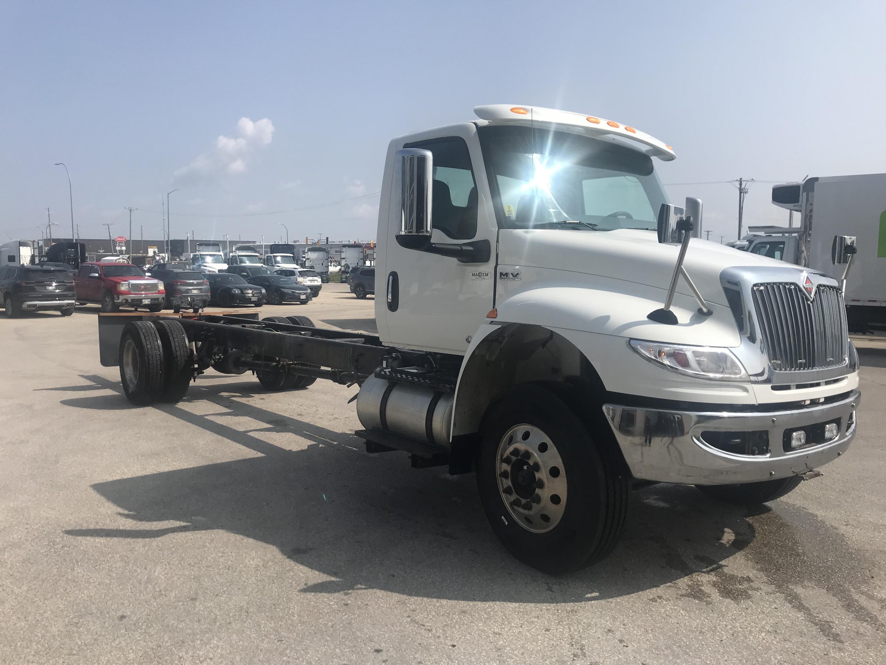 2022 International MV 607 4x2