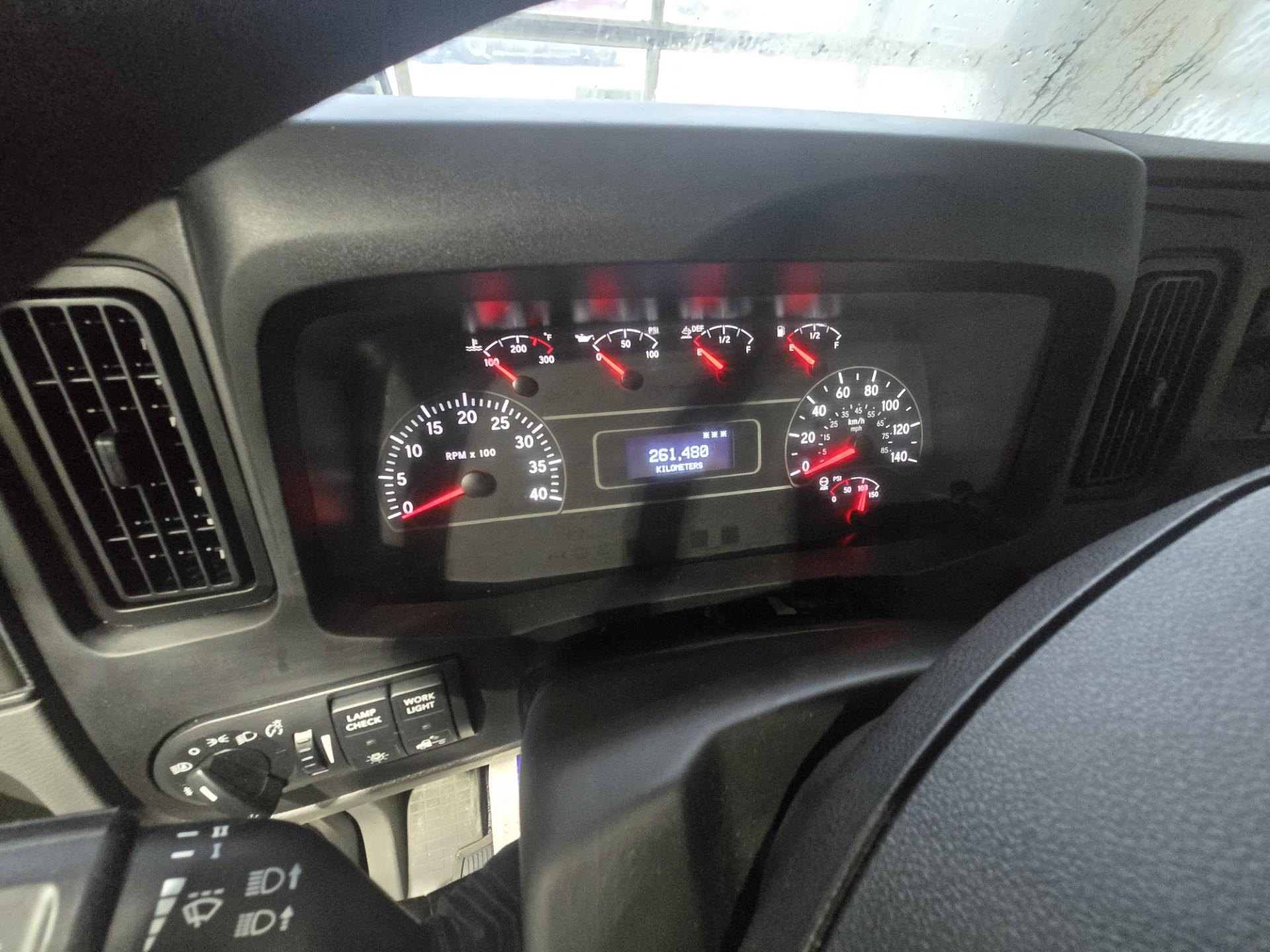 2022 International MV607 4X2 Reefer