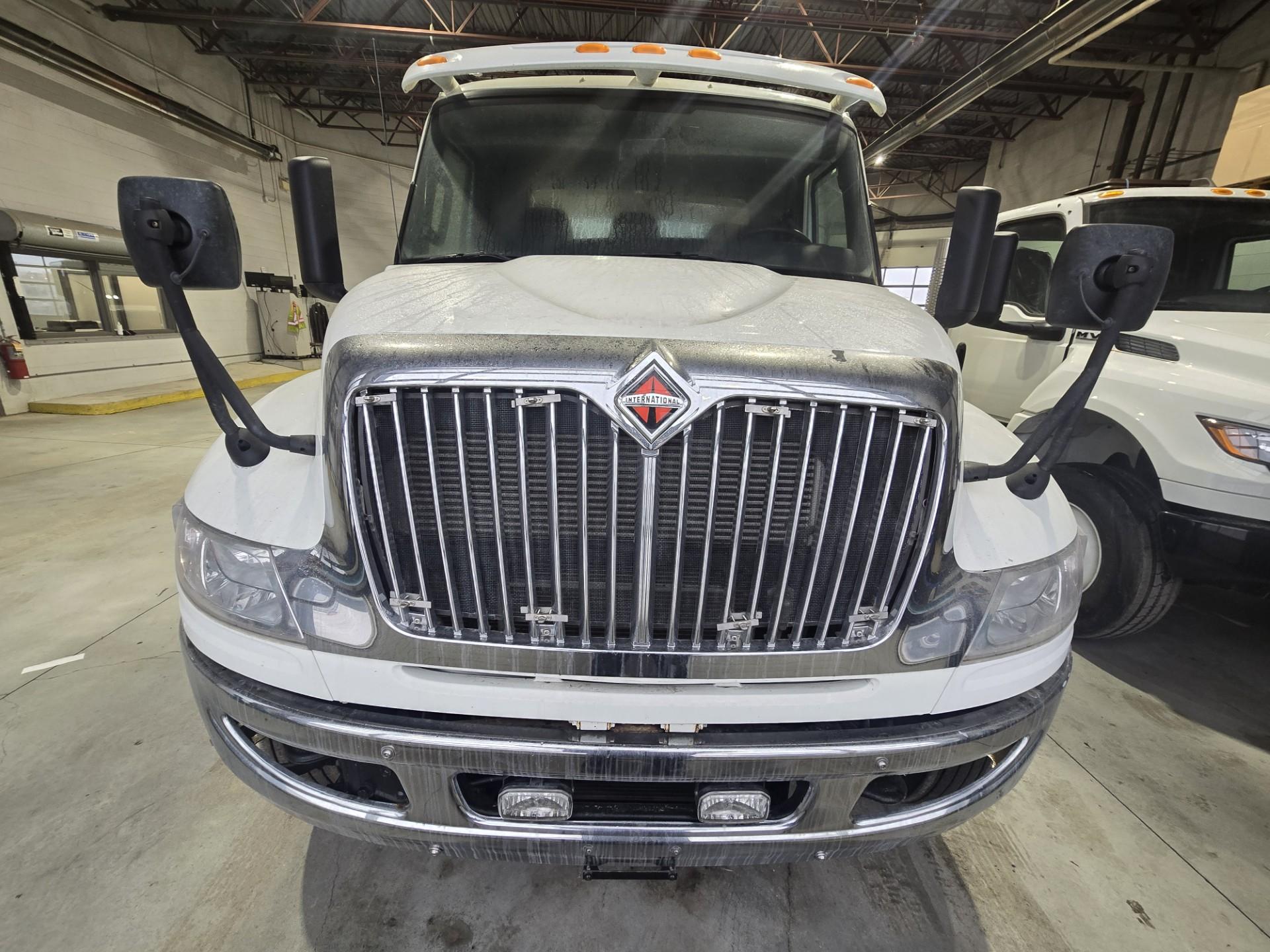 2022 International MV607 4X2 Reefer