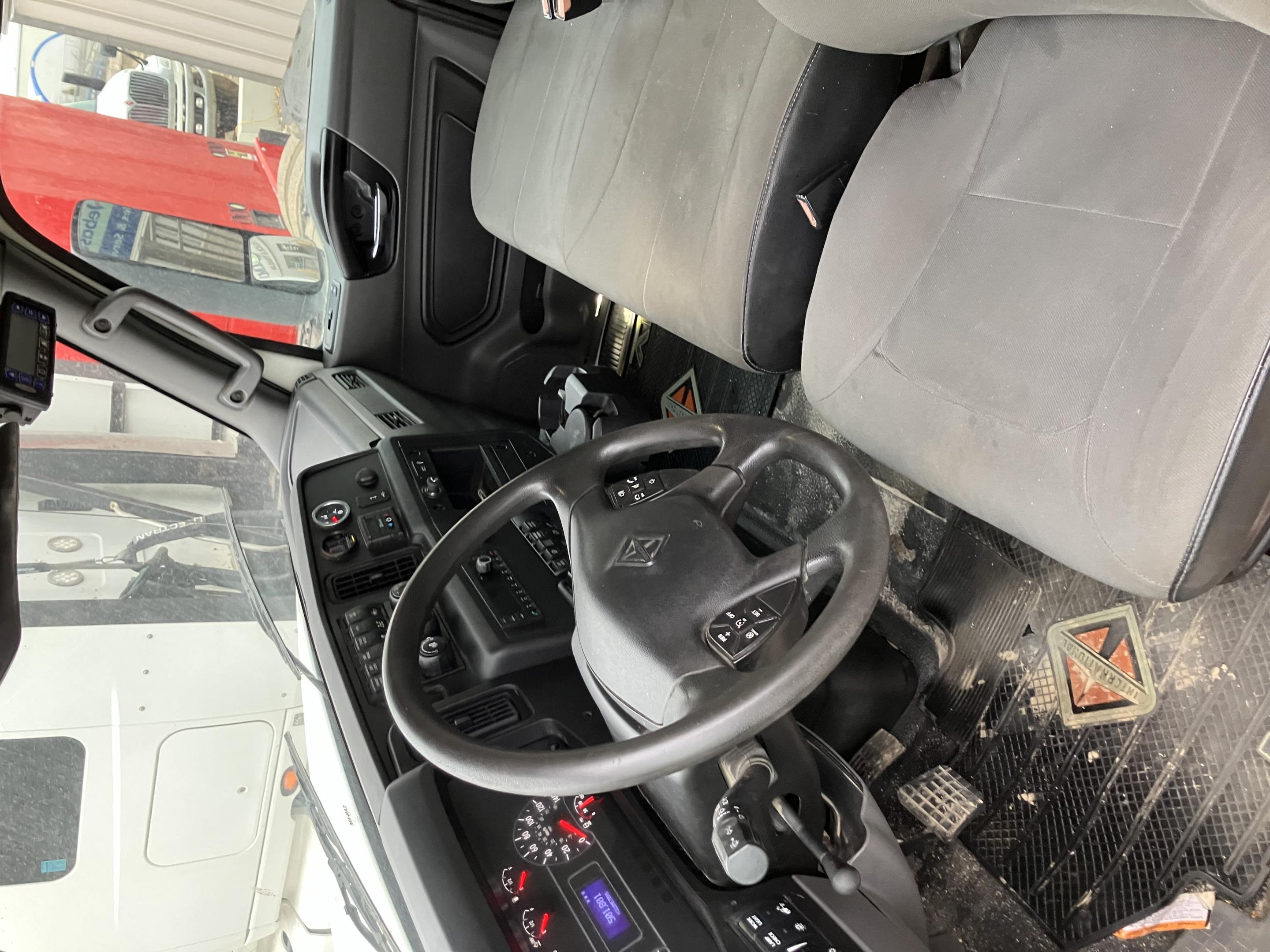 2022 International MV607 SBA 4X2