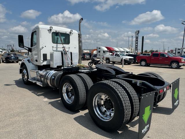 2022 Peterbilt 567