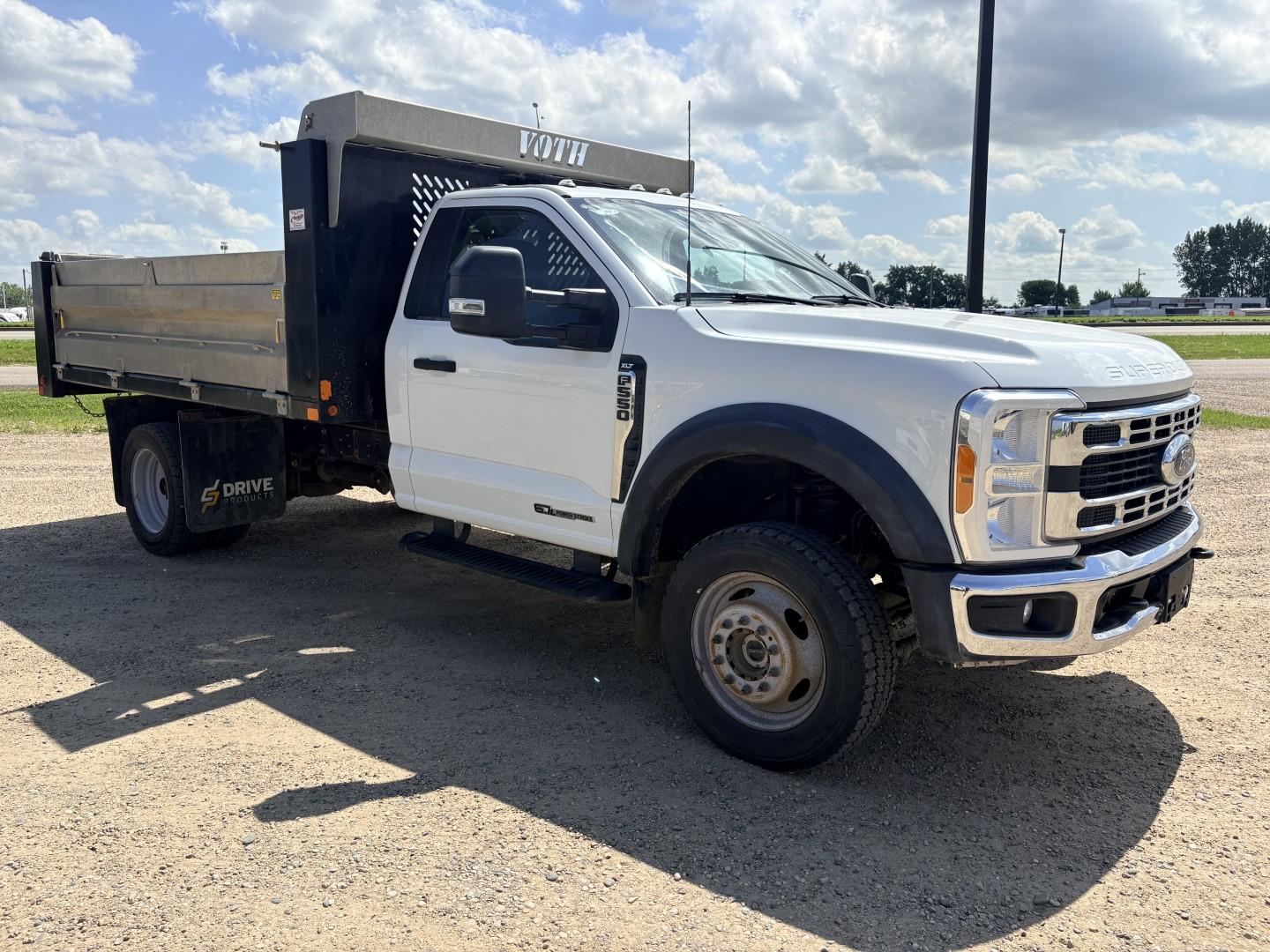 2023 Ford F550