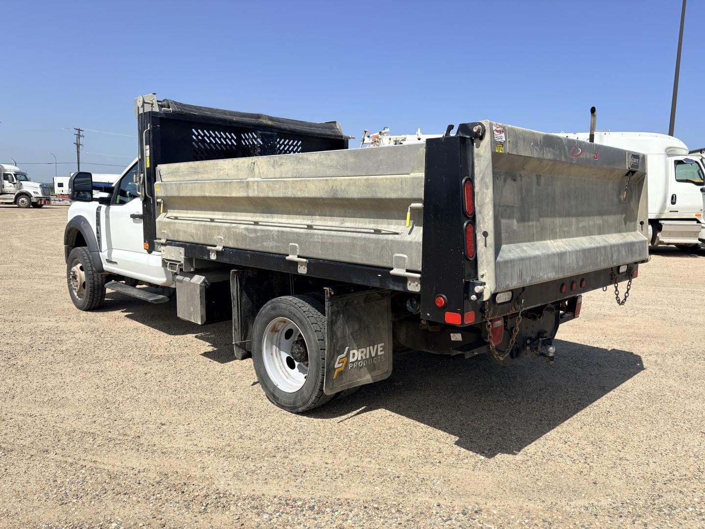 2023 Ford F550