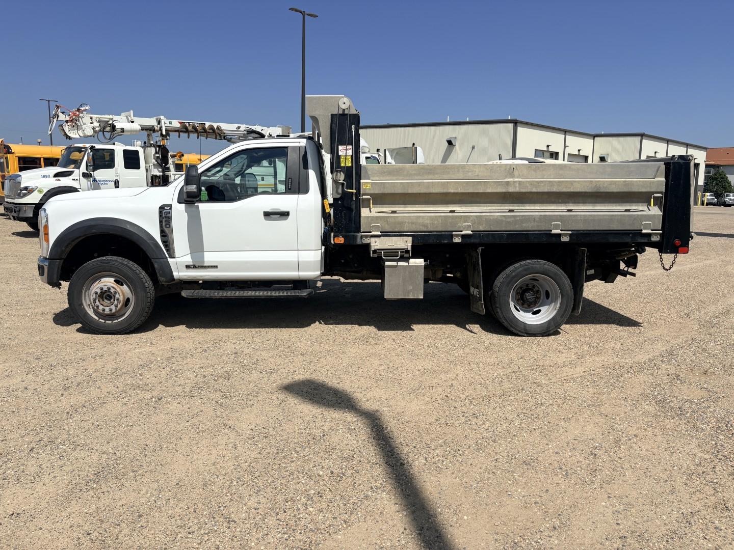 2023 Ford F550