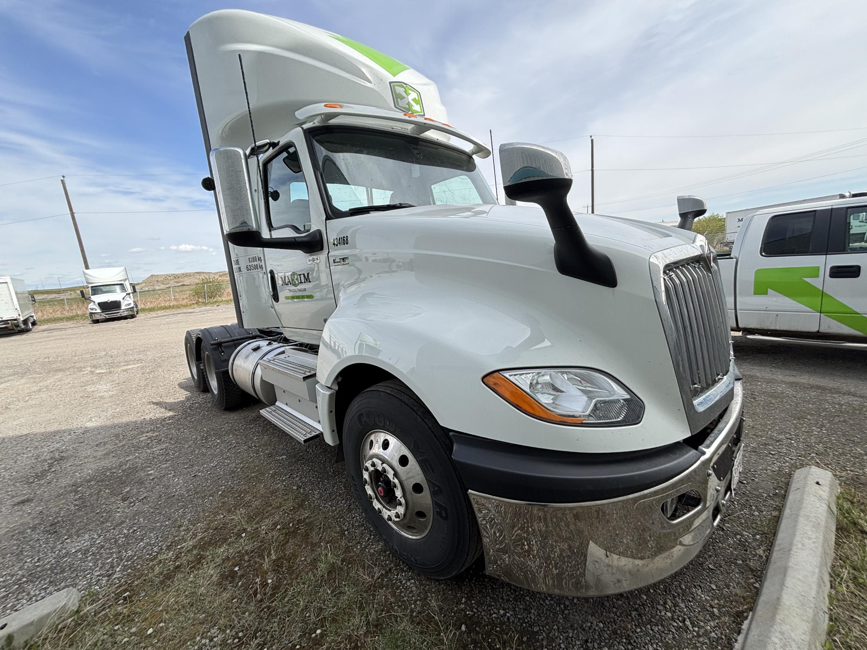 2023 International LT625 6X4