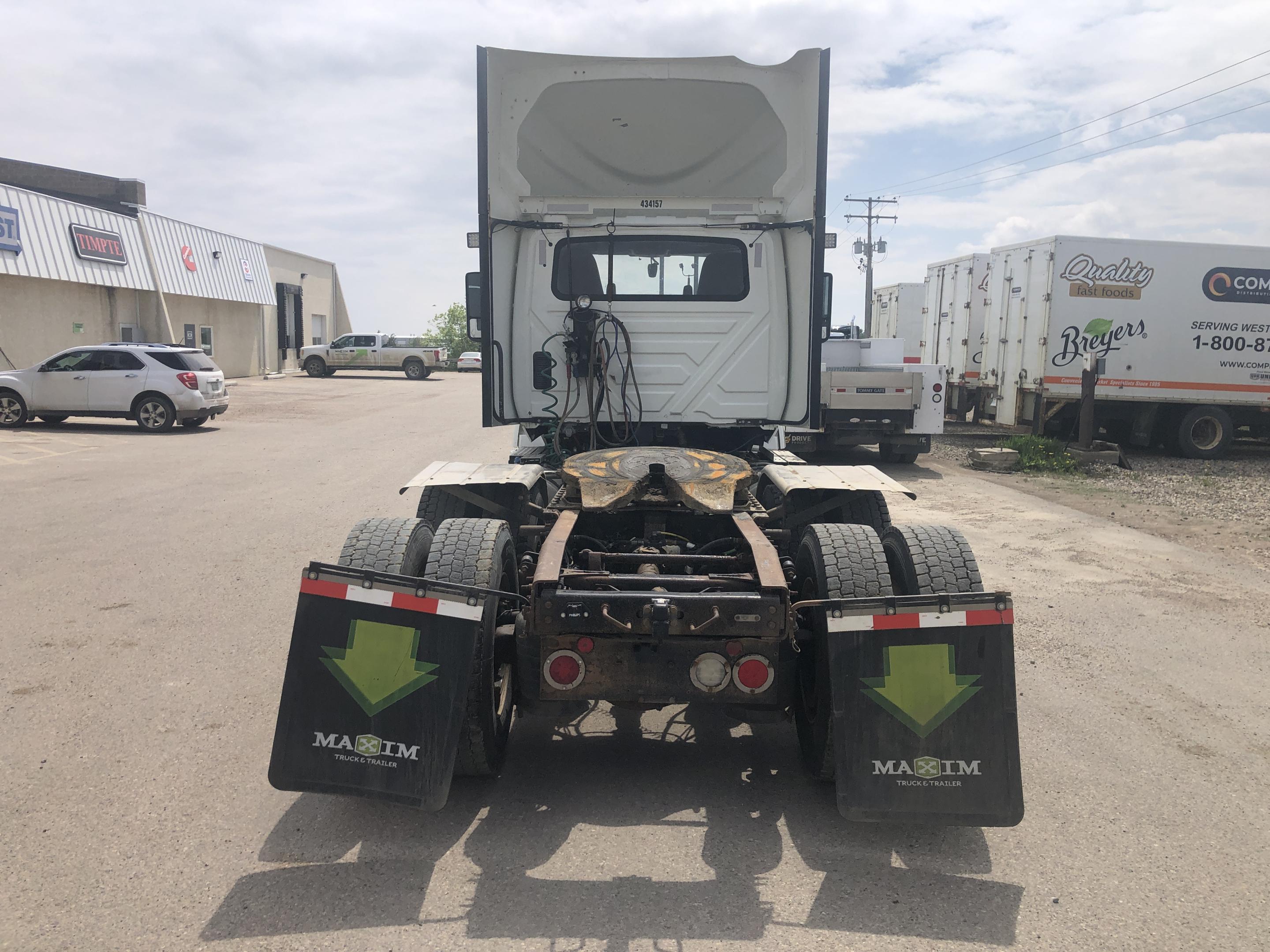 2023 International LT625 6X4 Daycab