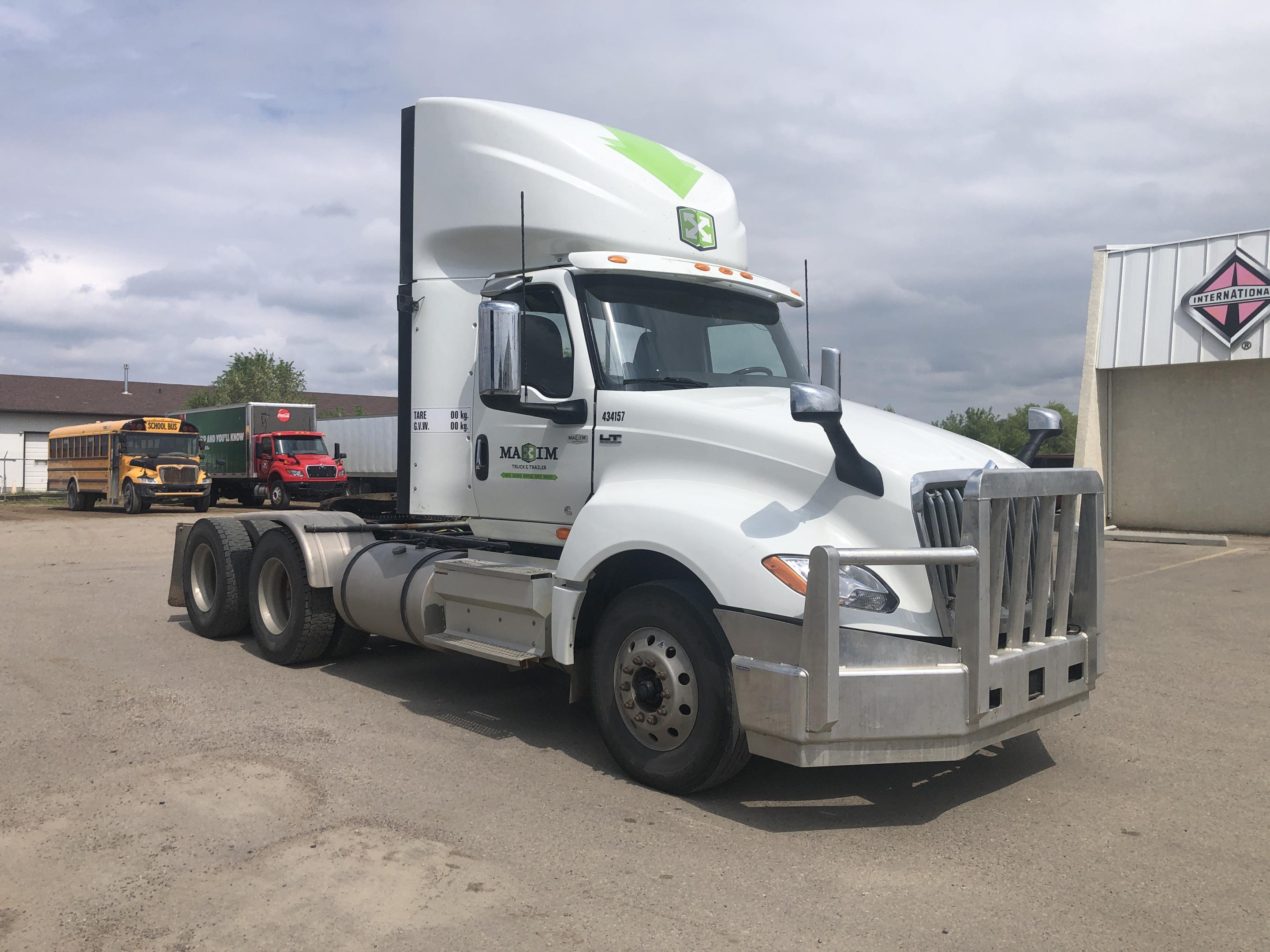 2023 International LT625 6X4 Daycab