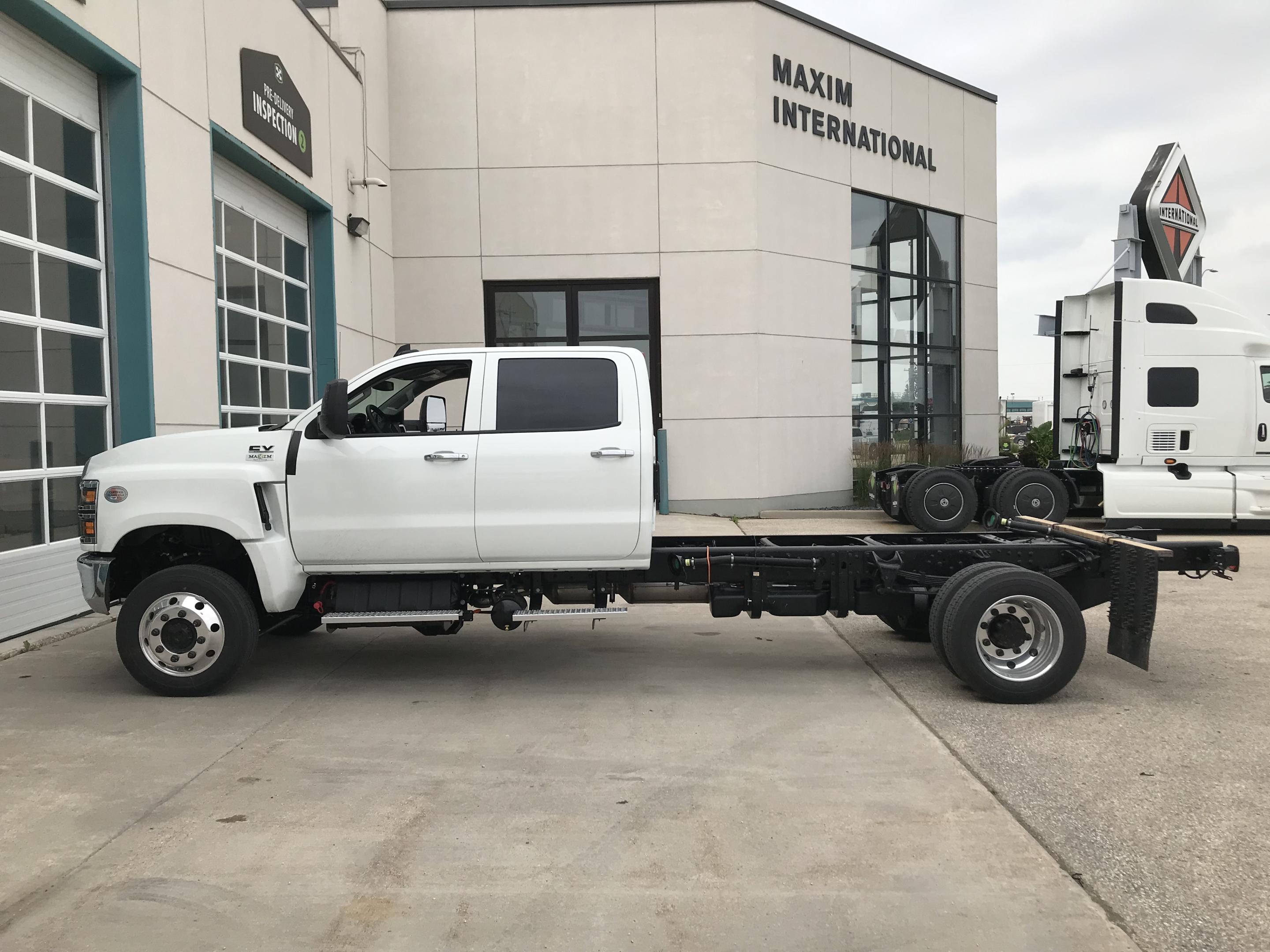 2024 International CV515 4X4 Crew