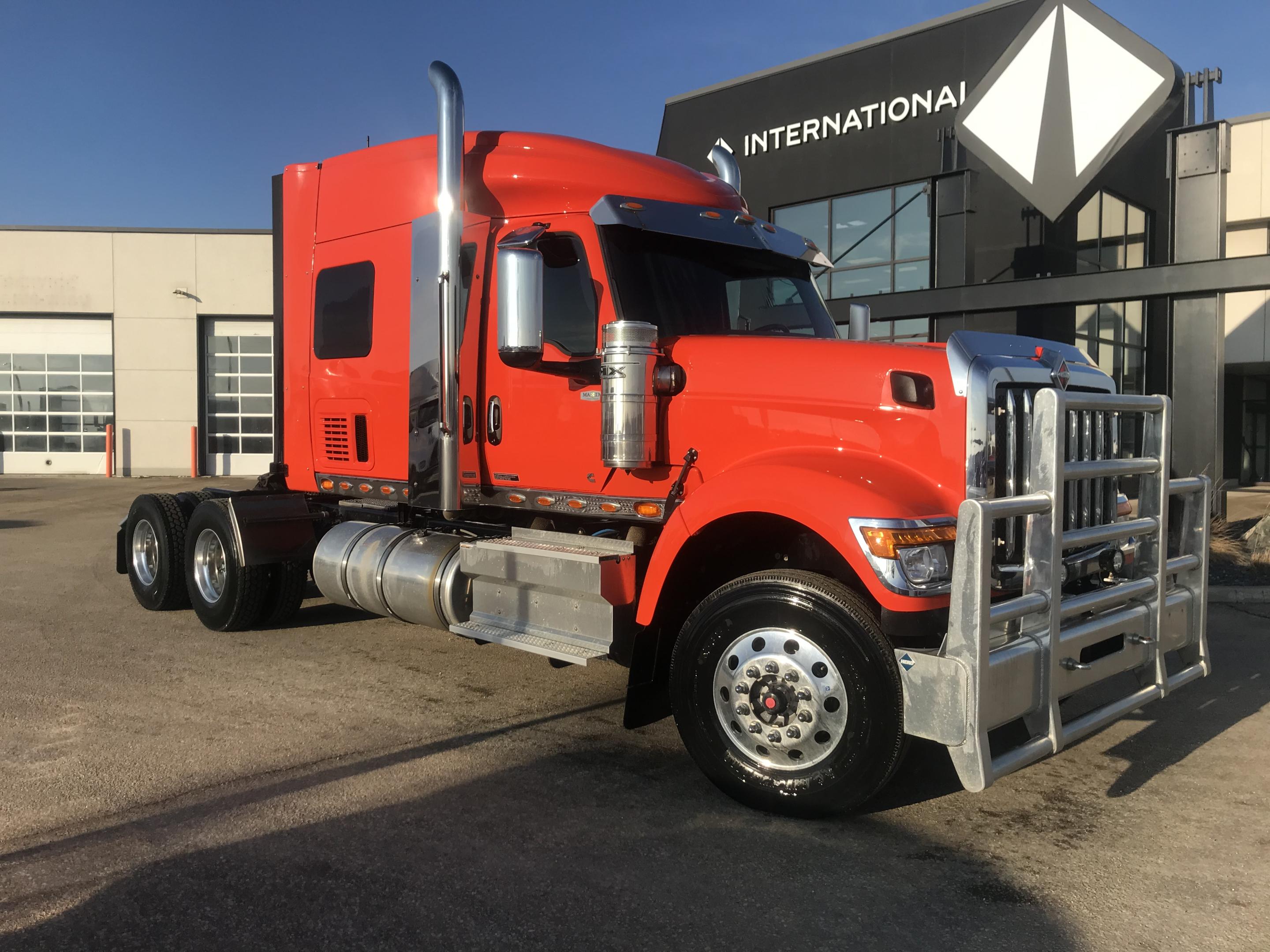 2024 International HX520 6X4