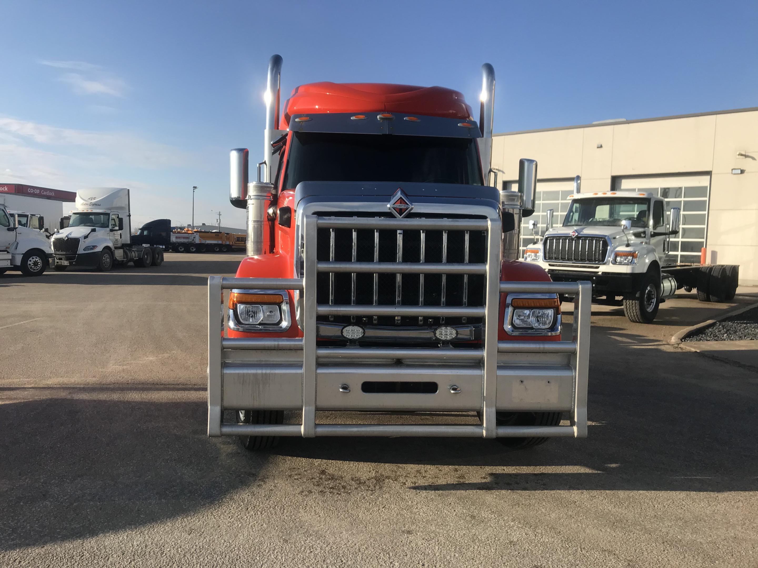 2024 International HX520 6X4