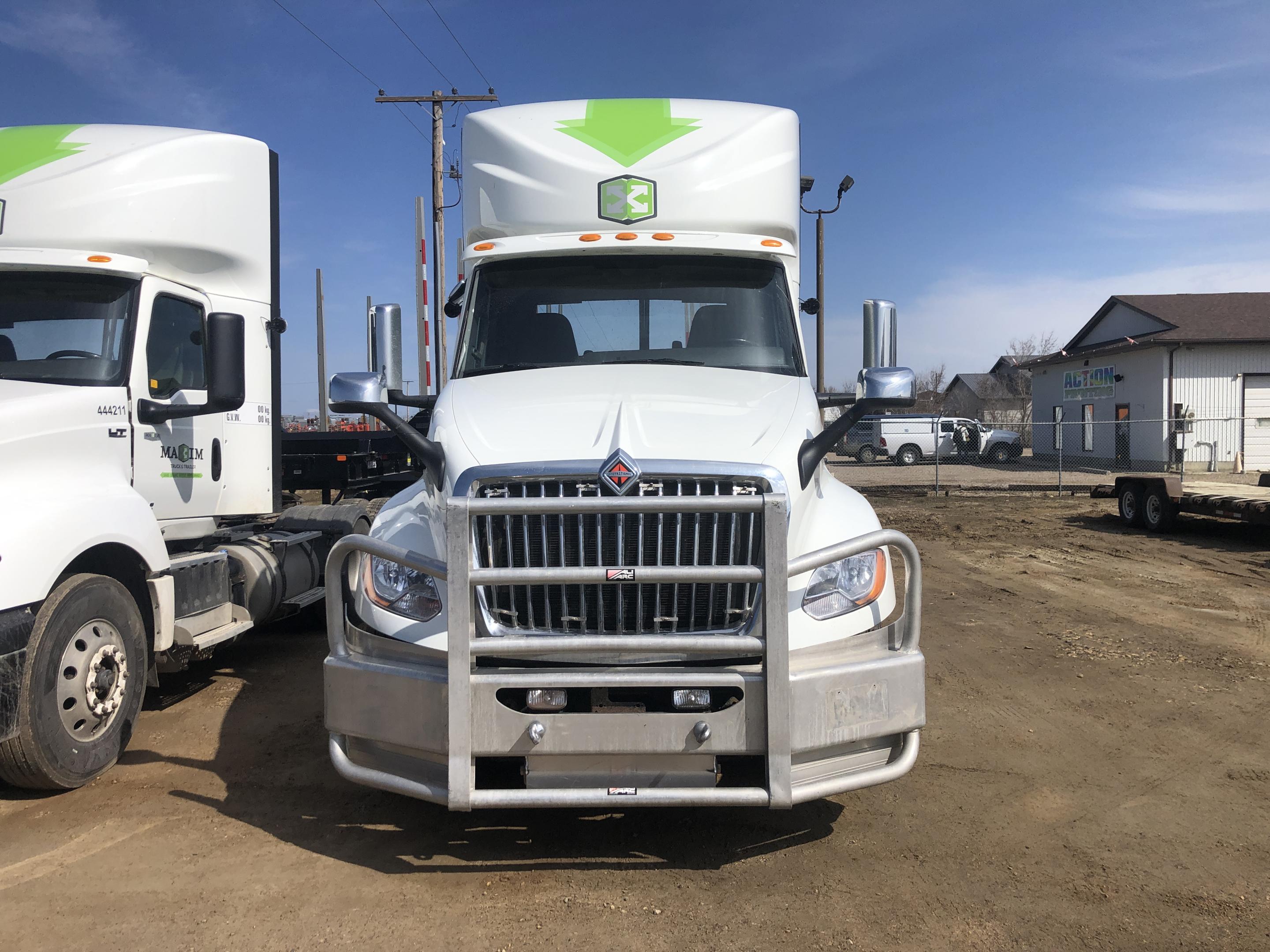 2024 International LT625 6X4 Daycab