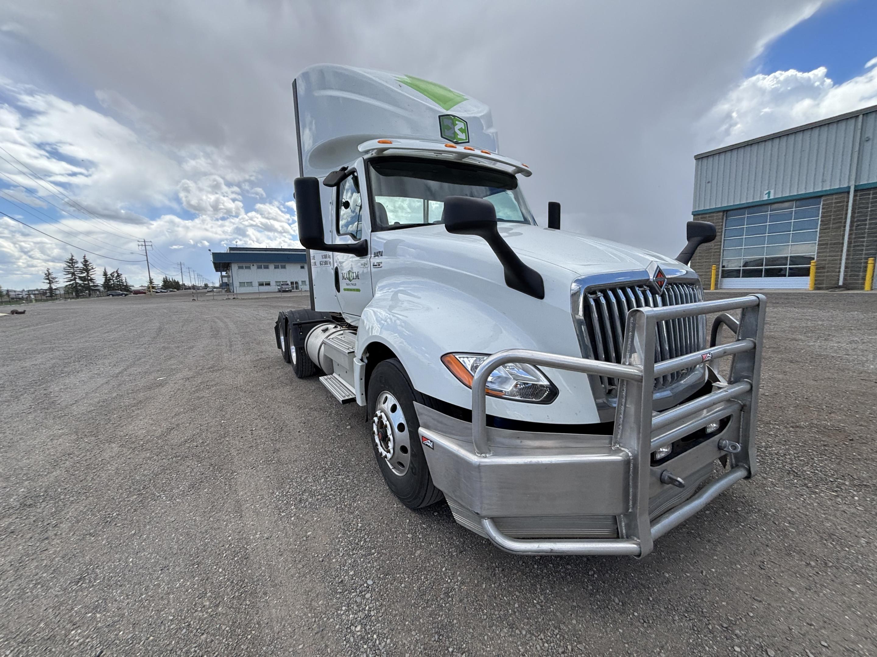 2024 International LT625 6X4 Daycab
