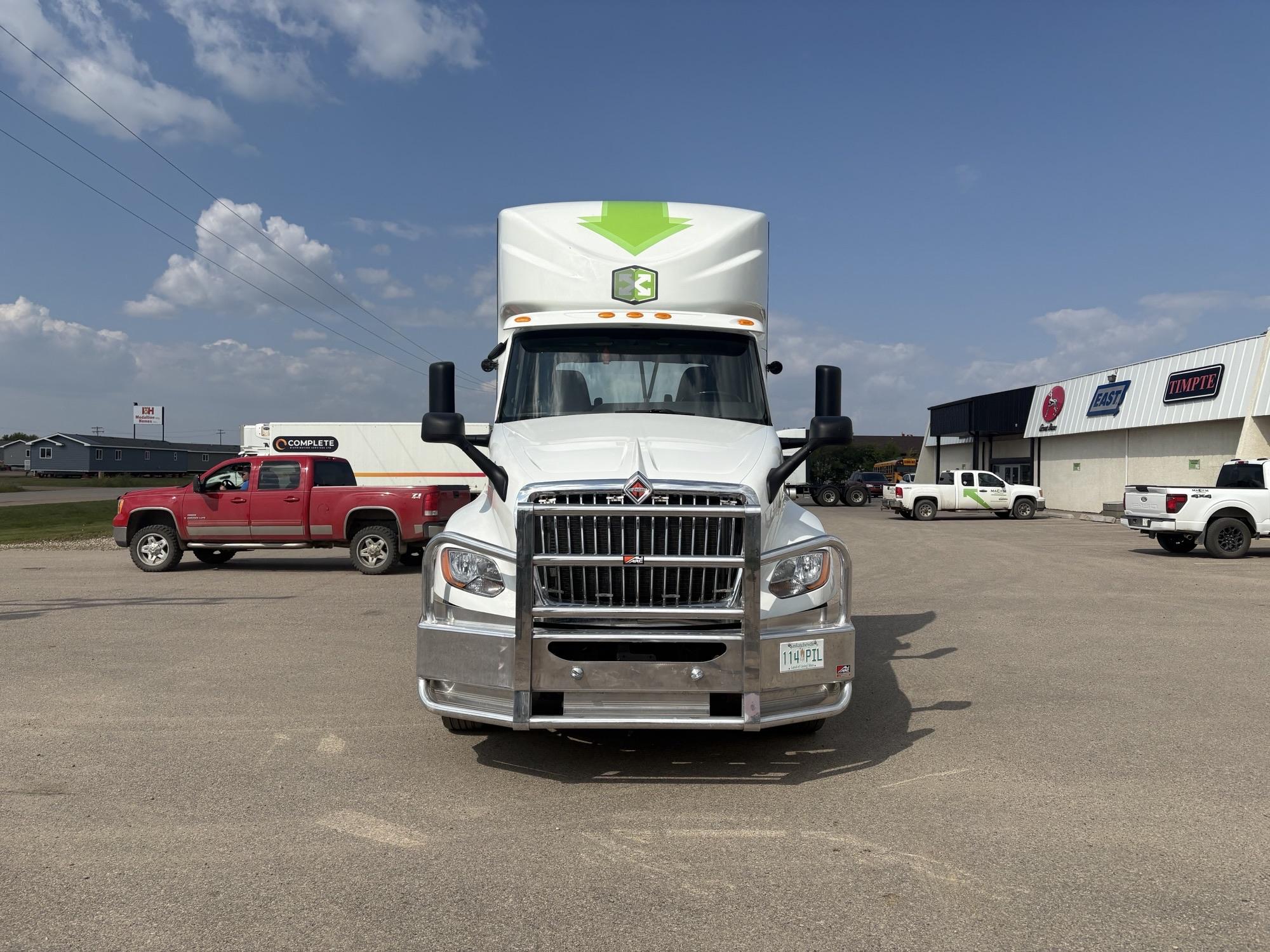 2024 International LT625 6X4 Daycab