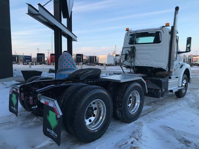 2025 International HX620 6x4