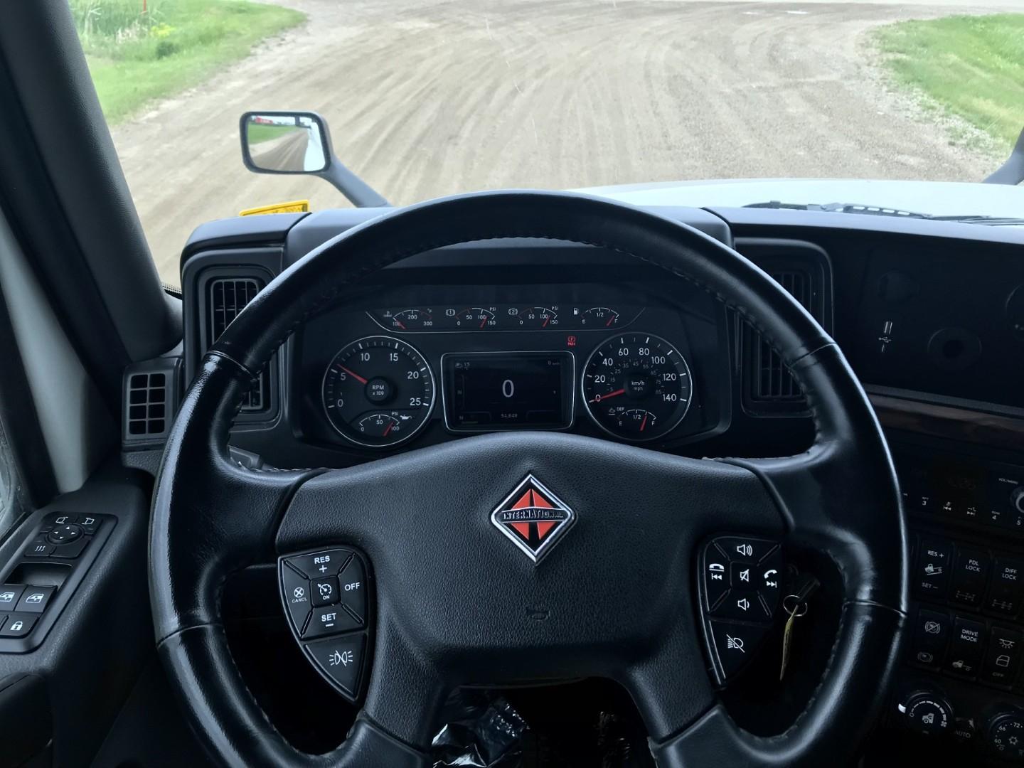 2025 International LT625 6X4