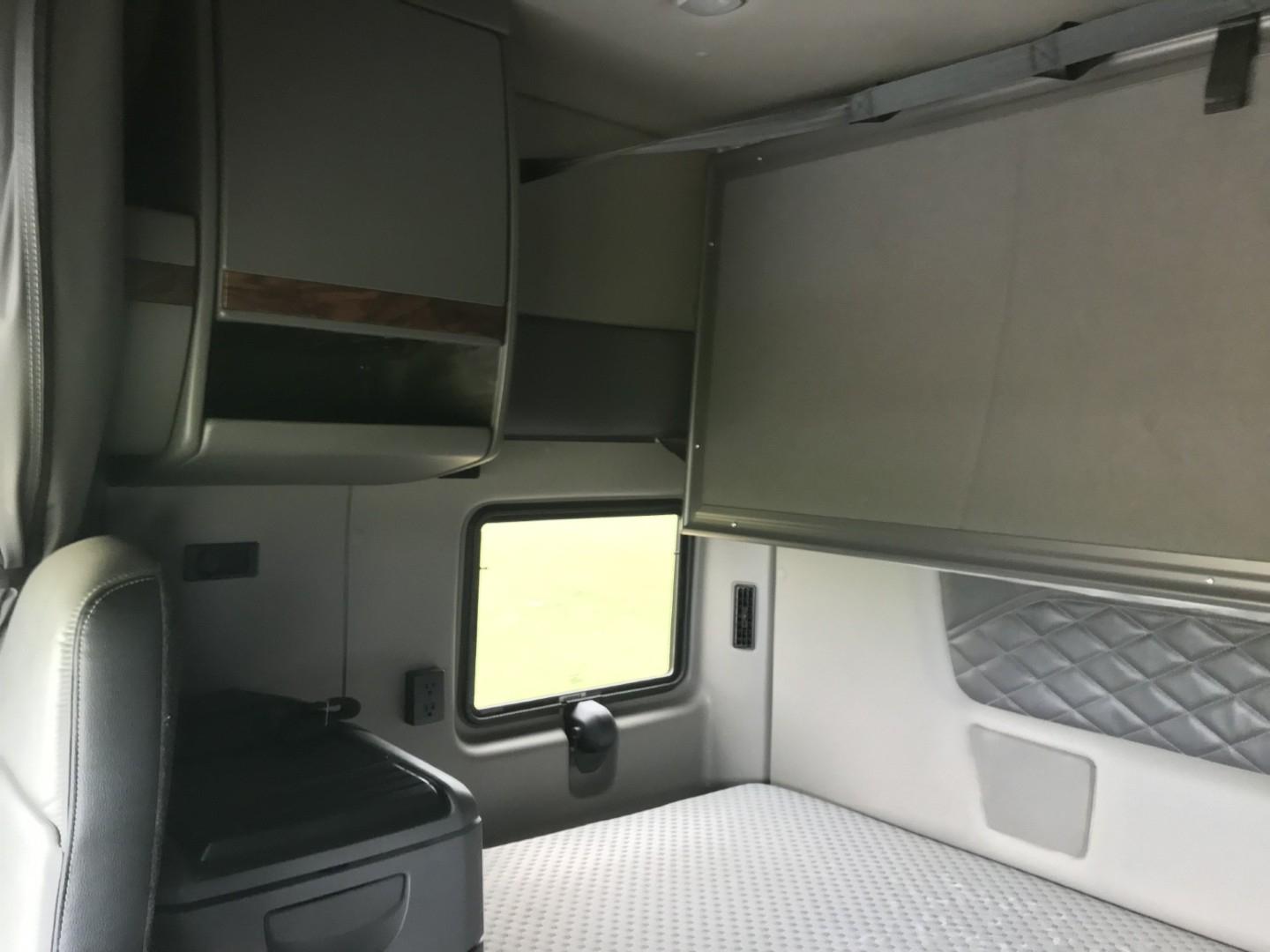 2025 International LT625 6X4