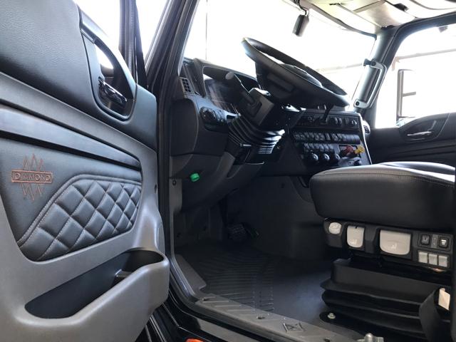 2025 International LT625 6X4