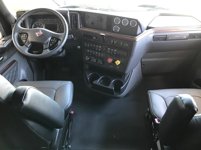 2025 International LT625 6X4